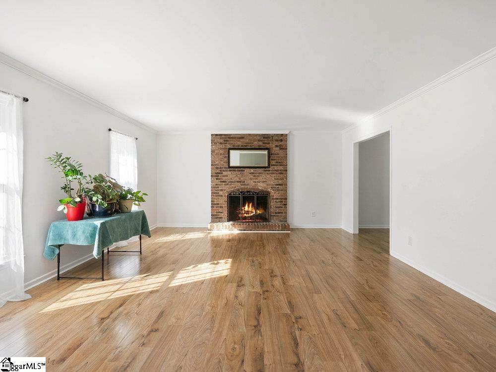 604 Gray Fox Square Taylors, SC 29687