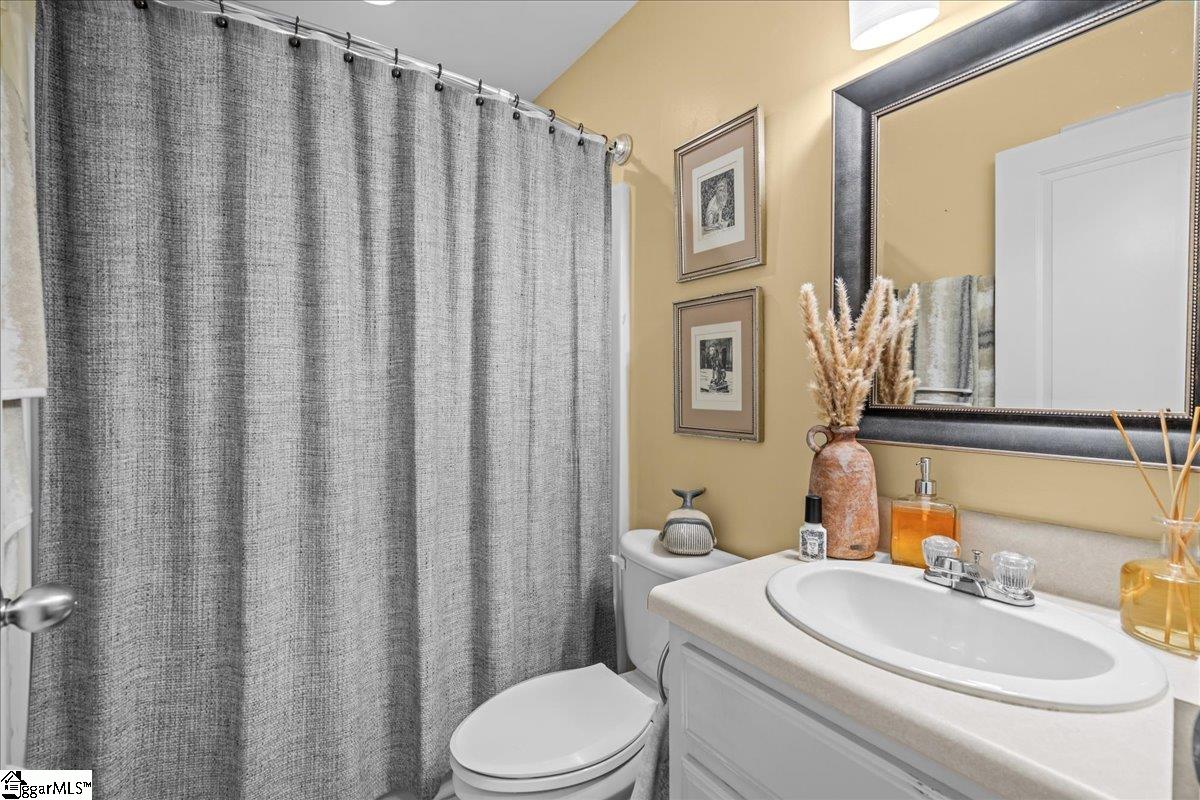 236 Summer Lady Lane Boiling Springs, SC 29316
