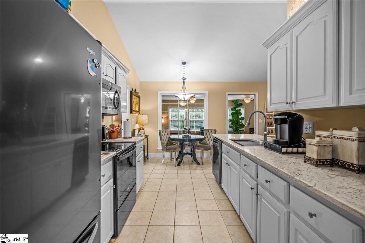 236 Summer Lady Lane Boiling Springs, SC 29316