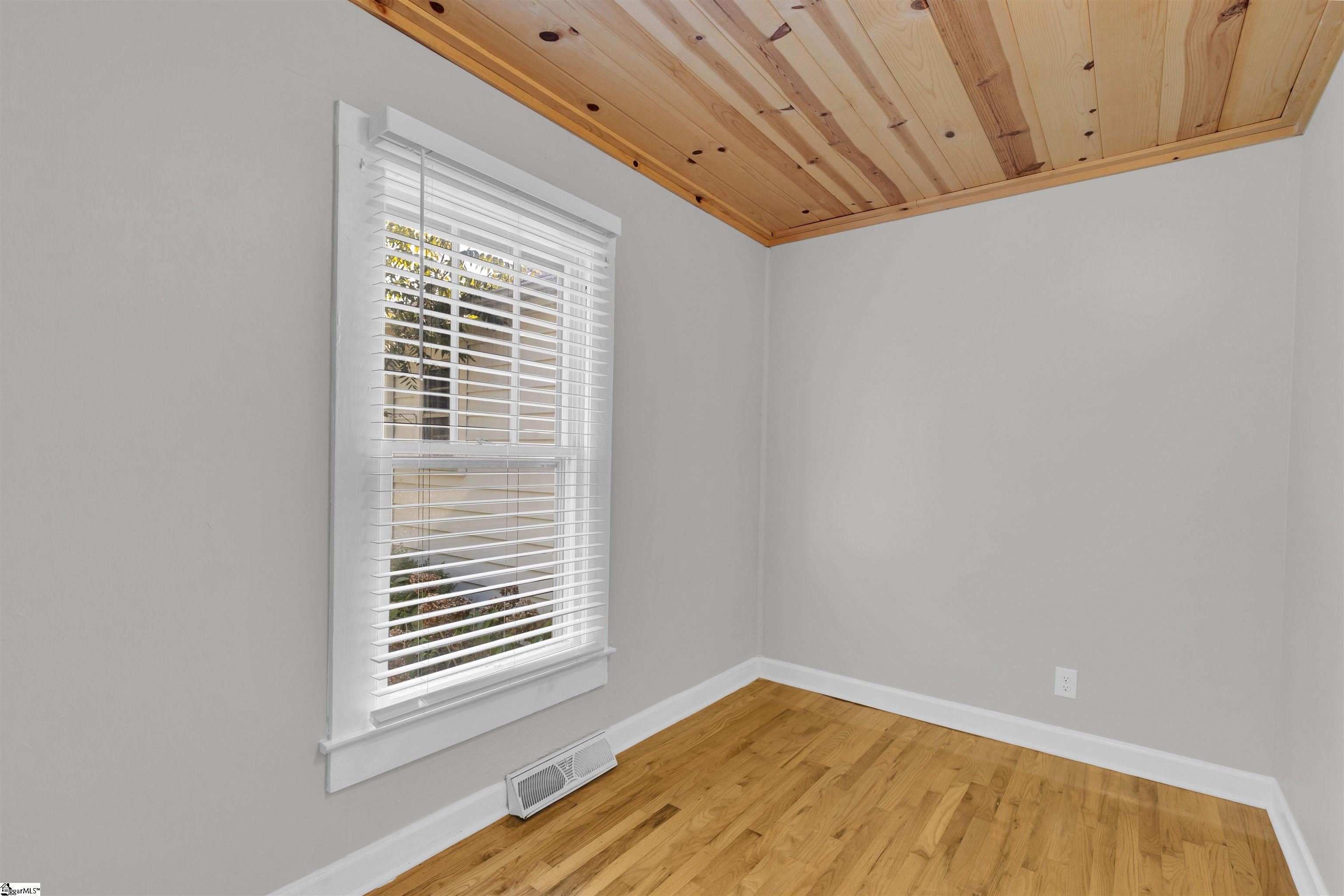 2602 Whitehall Avenue Anderson, SC 29621