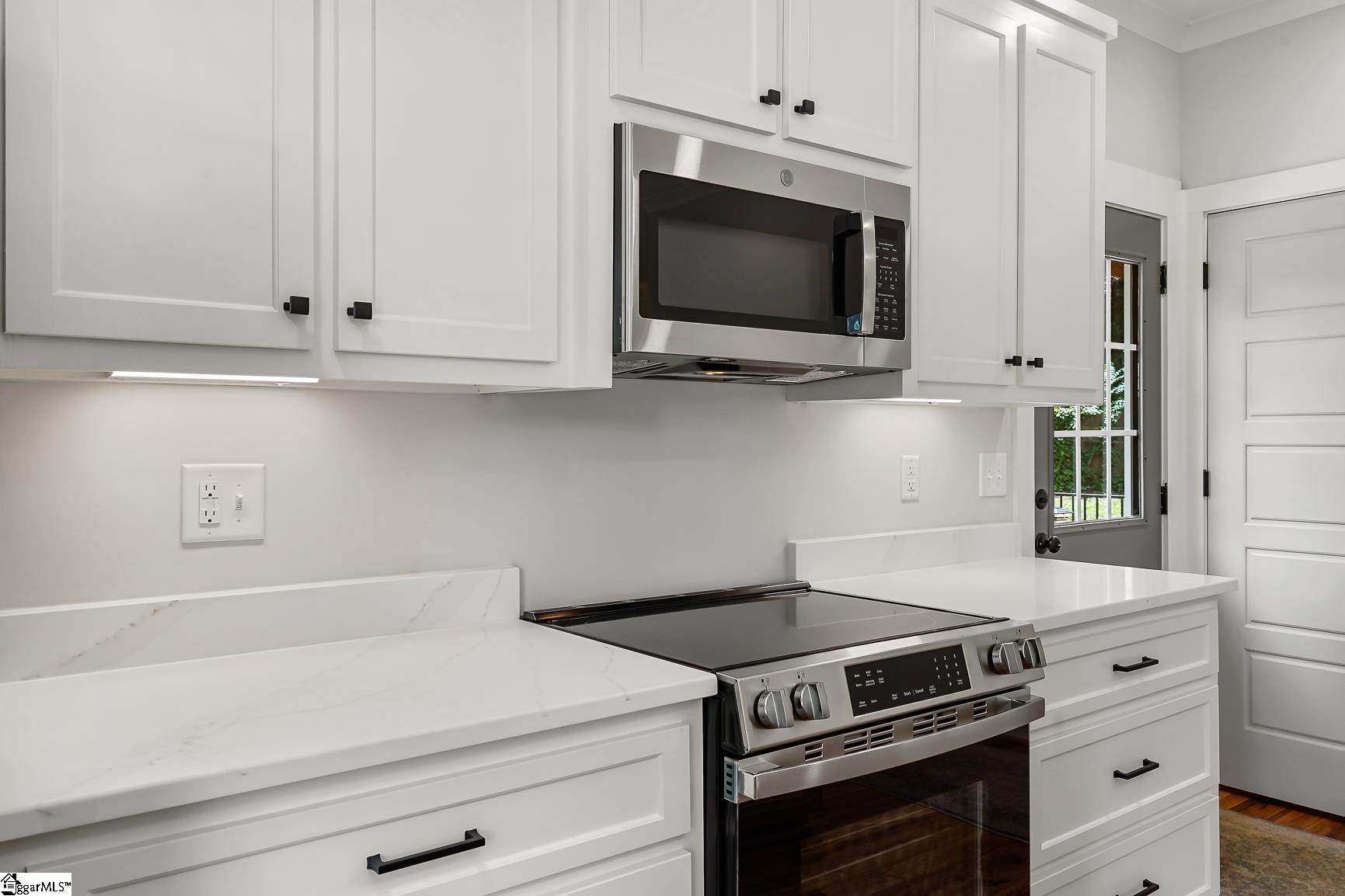 504 E Main Street Pendelton, SC 29670