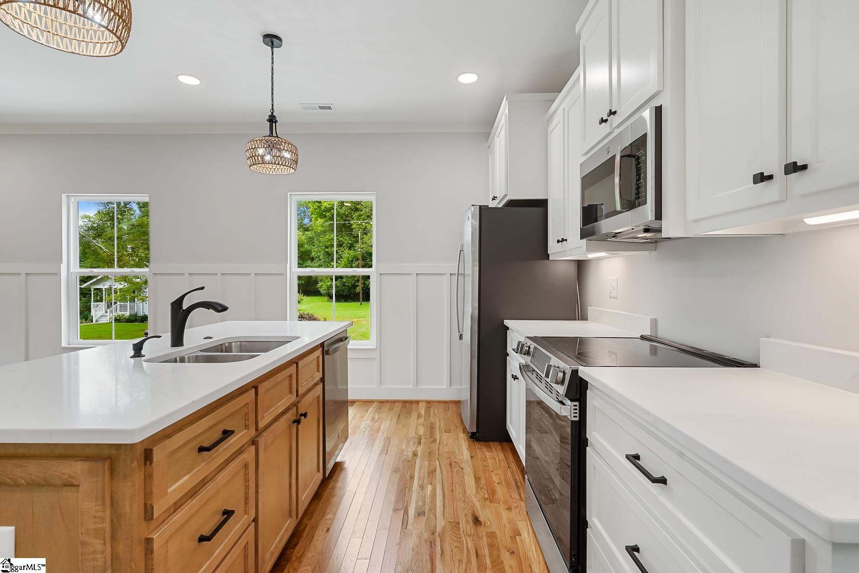 504 E Main Street Pendelton, SC 29670