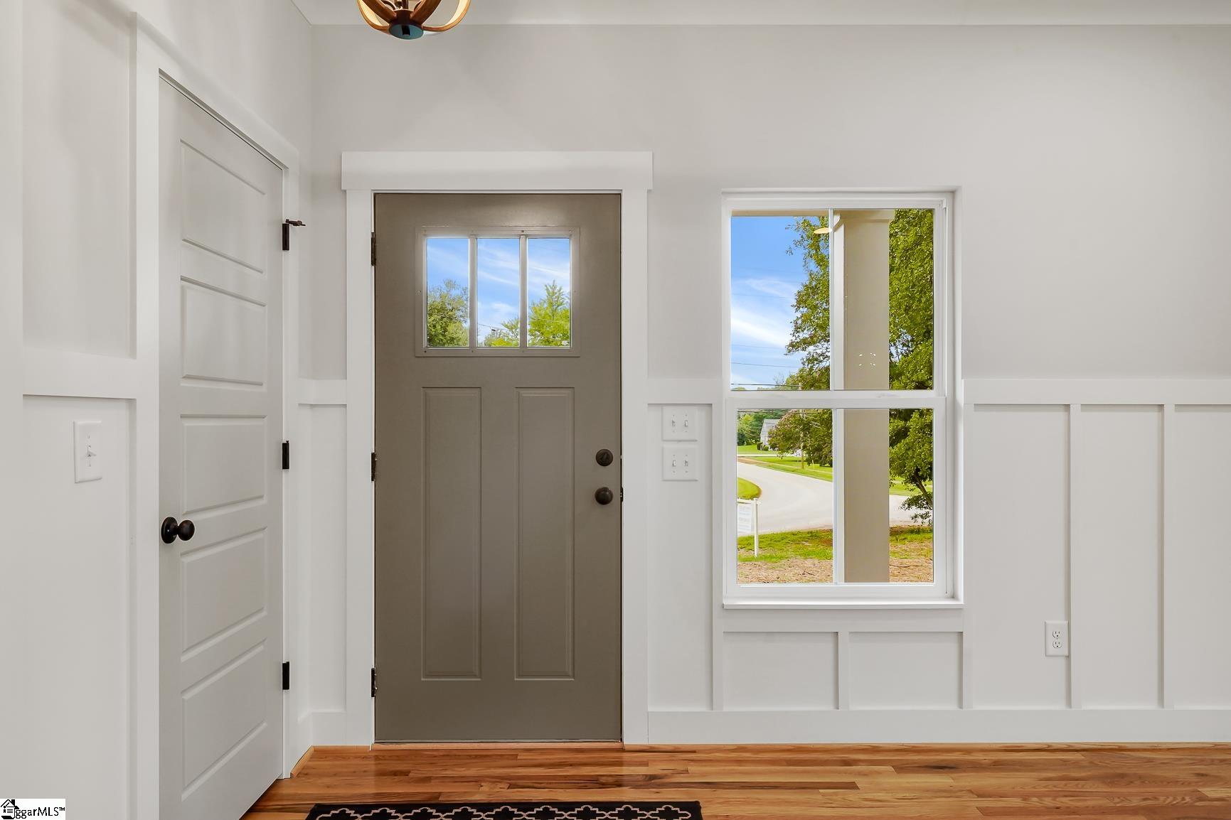 504 E Main Street Pendelton, SC 29670