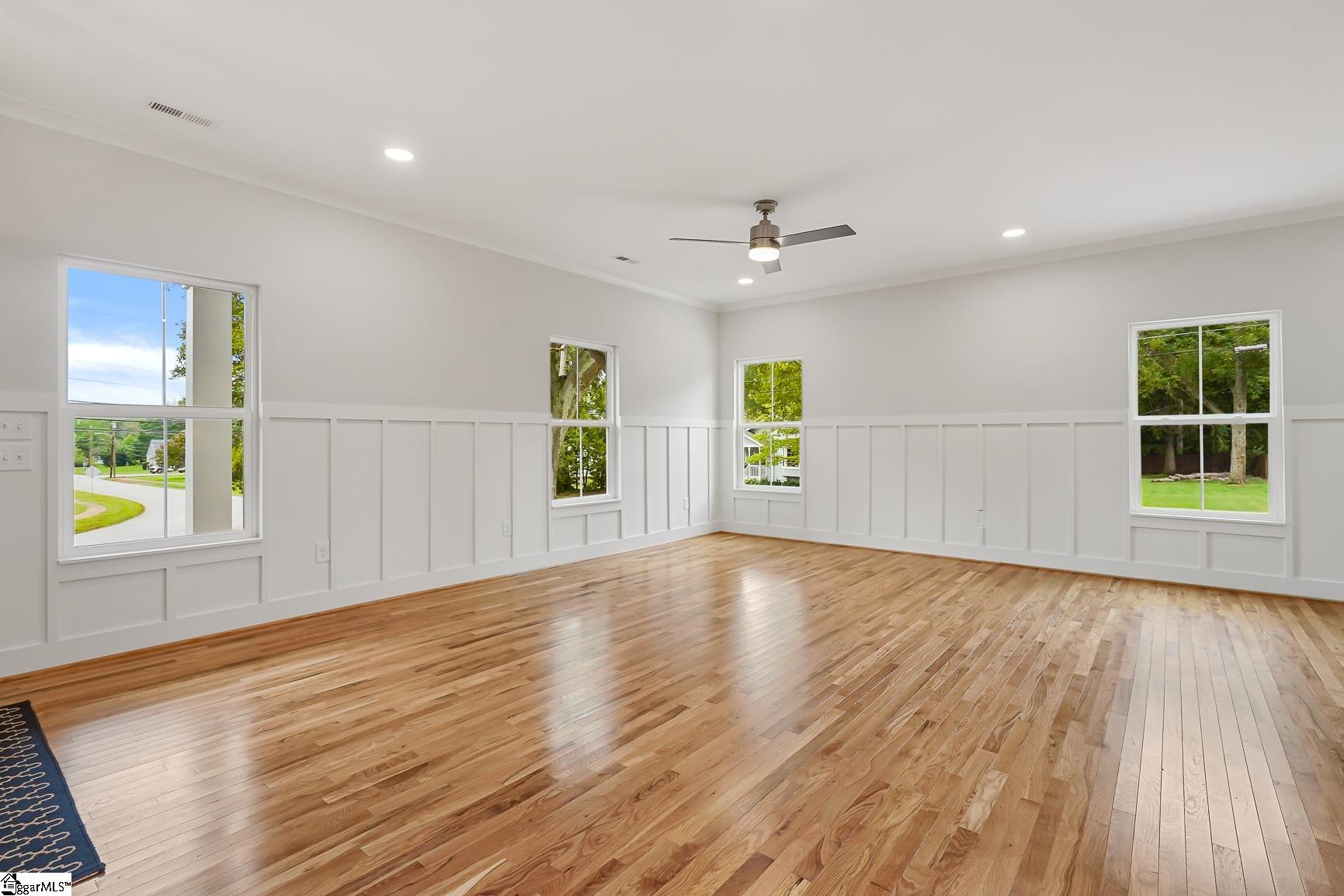 504 E Main Street Pendelton, SC 29670