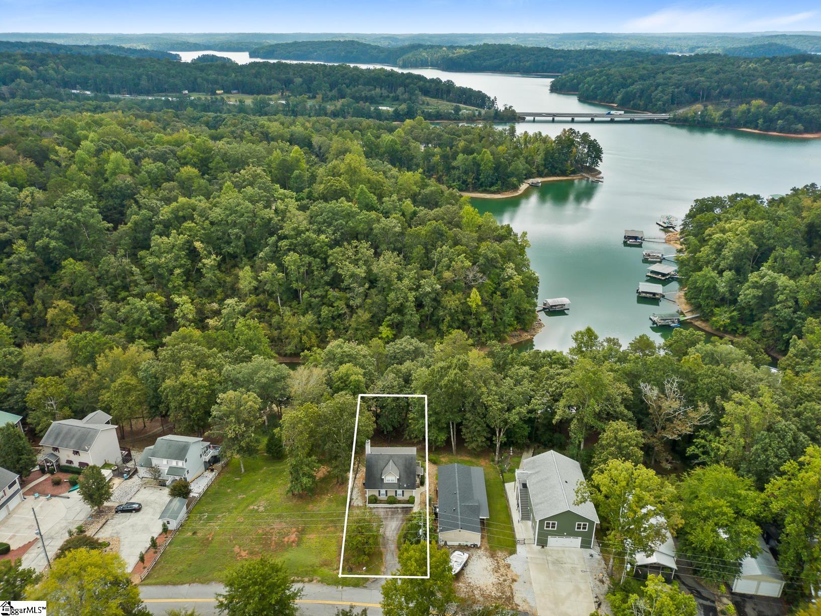 265 Capps Road Fair Play, SC 29643