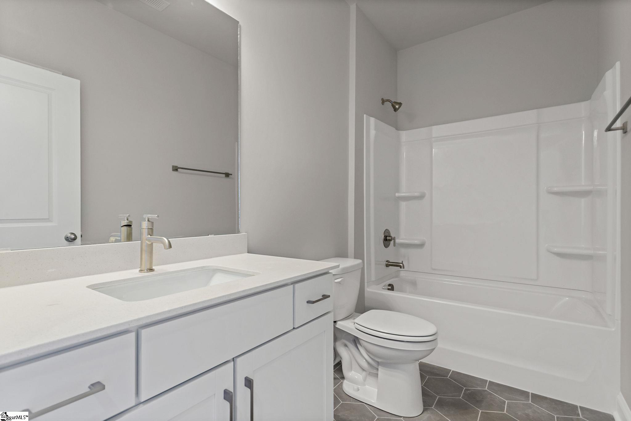 169 Anderson Oaks Lane UNIT #33 Easley, SC 29642