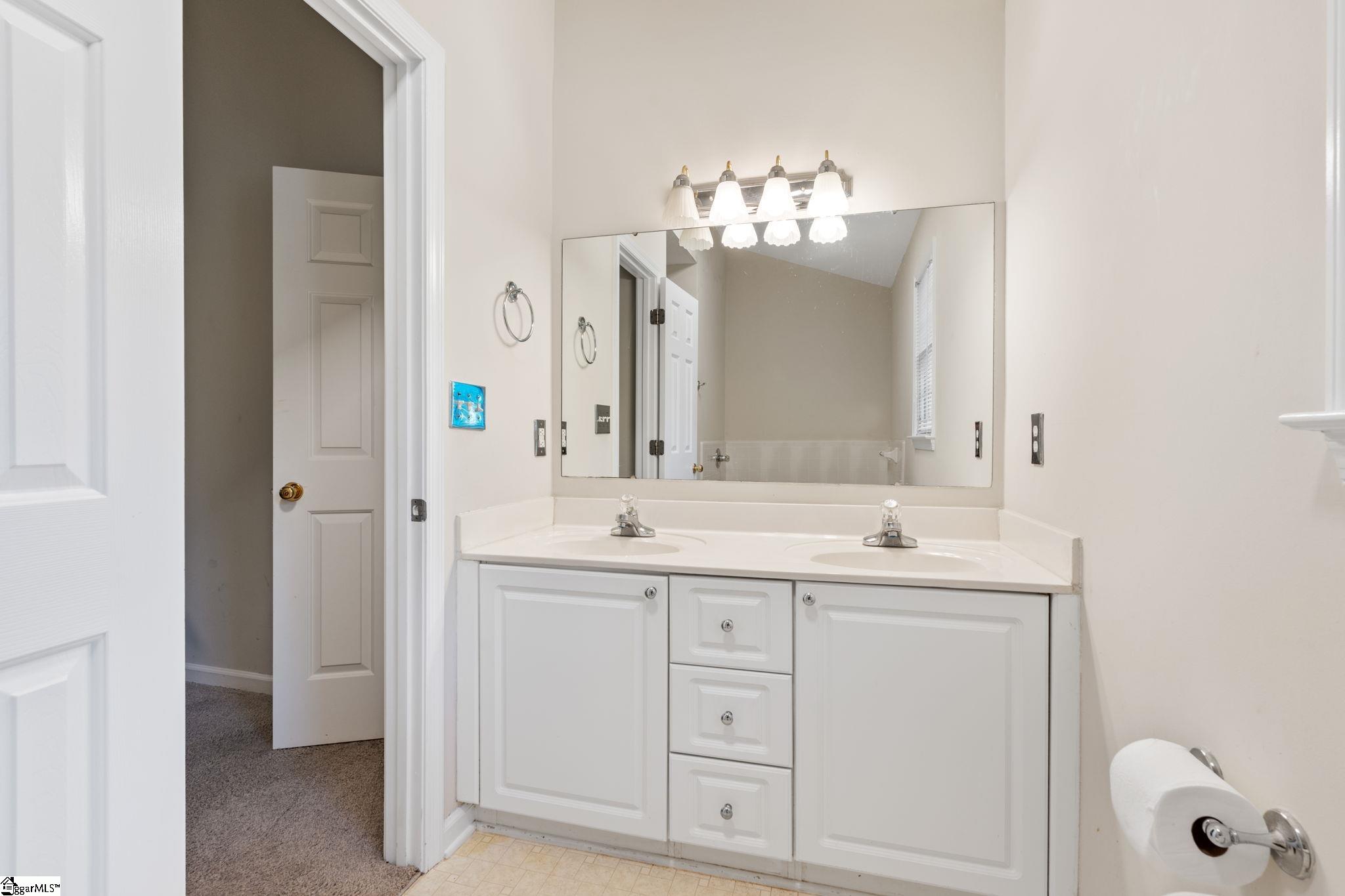 108 Brown Lane Simpsonville, SC 29681