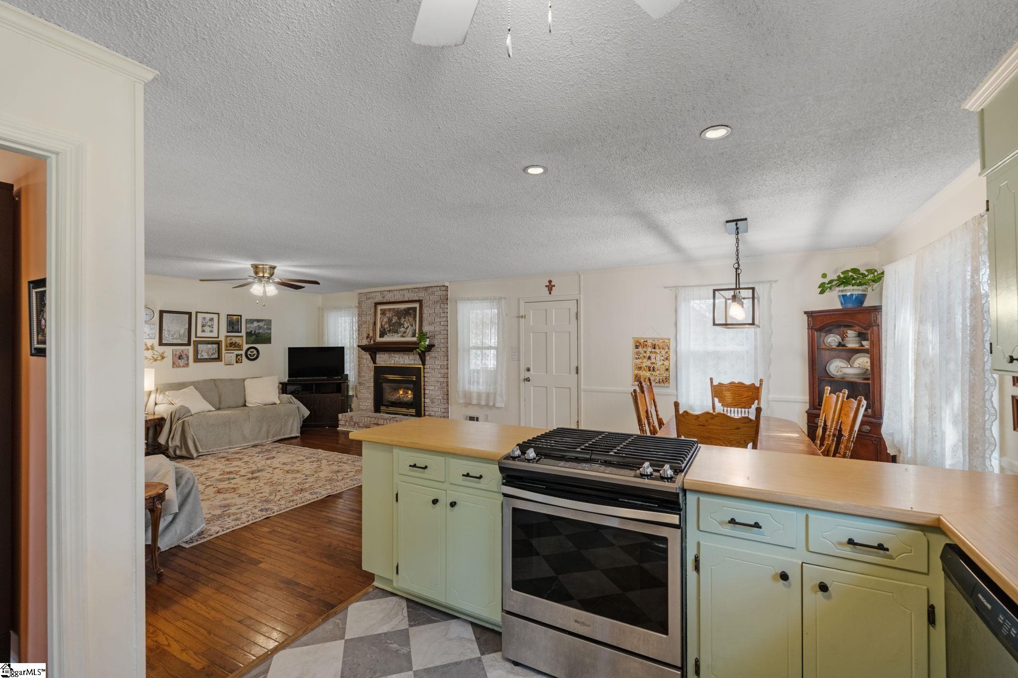 4220 Chaffee Road Spartanburg, SC 29301