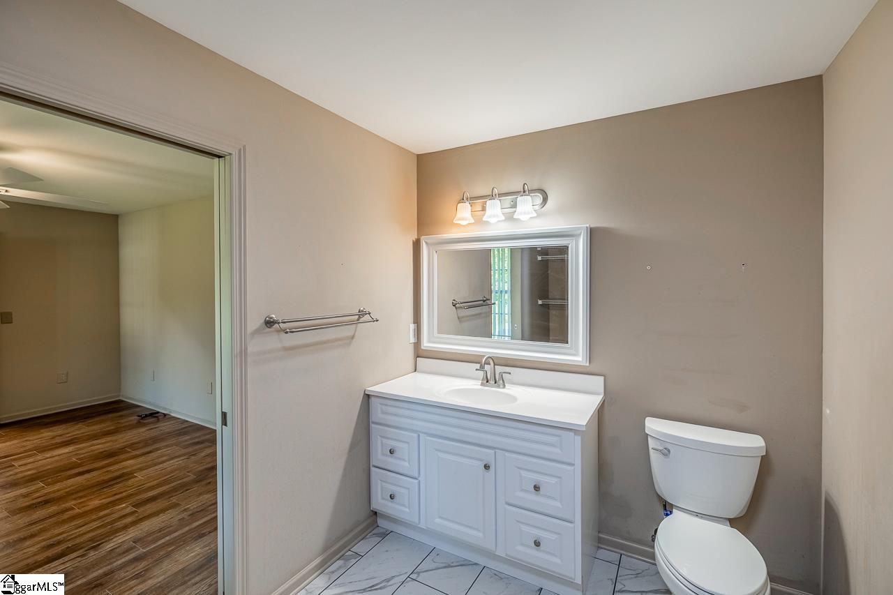 25 Natalie Court Greer, SC 29651