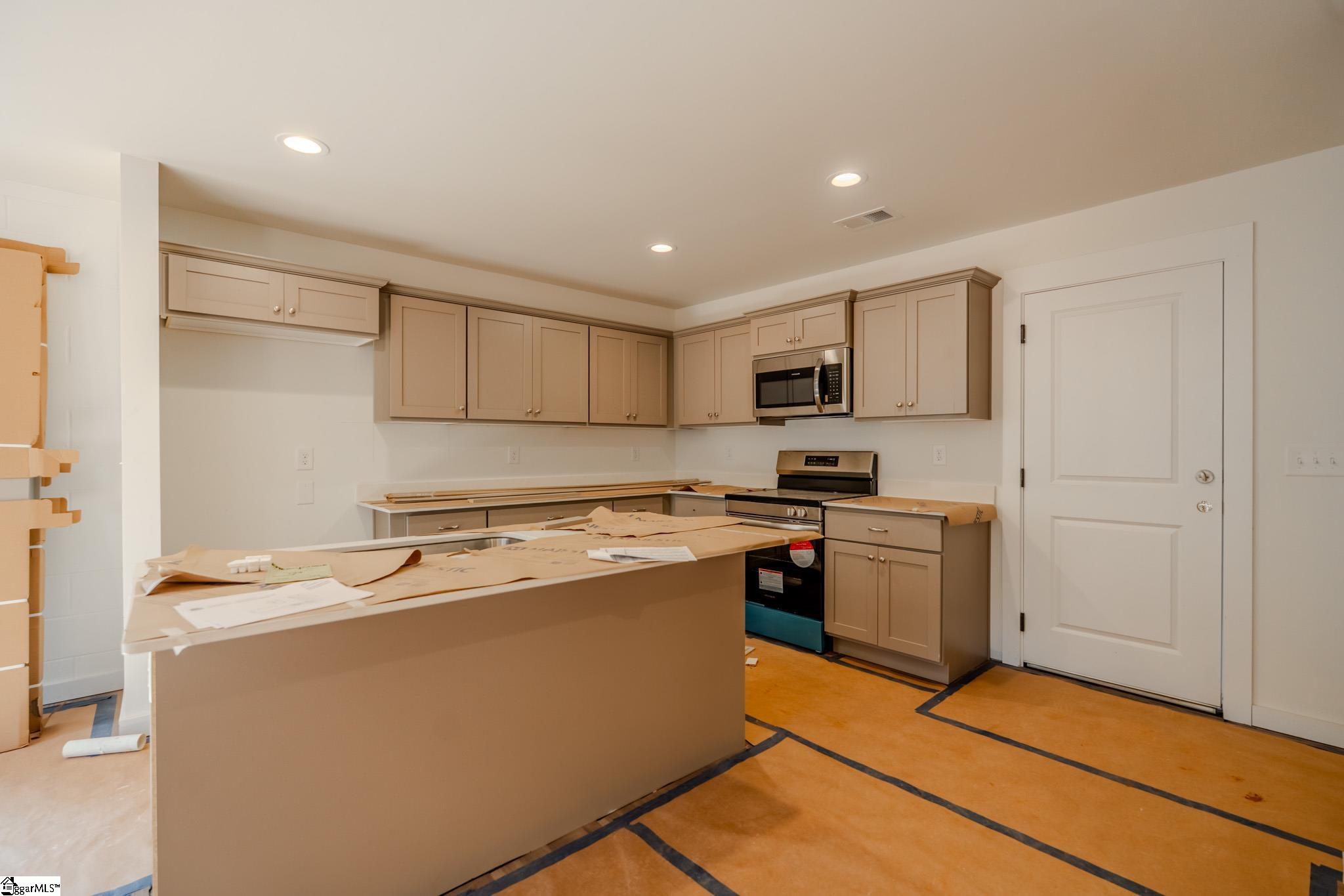 426 N Palmetto Street Liberty, SC 29657