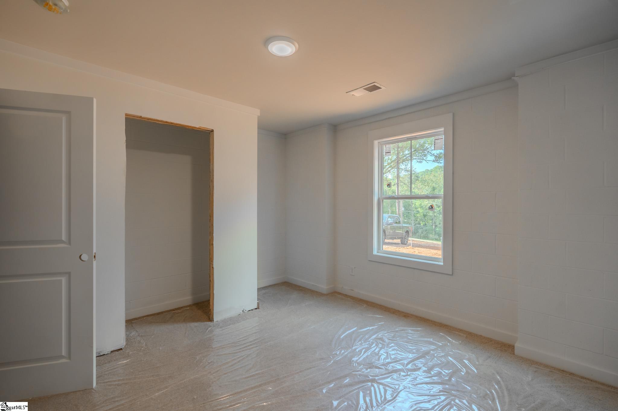 426 N Palmetto Street Liberty, SC 29657