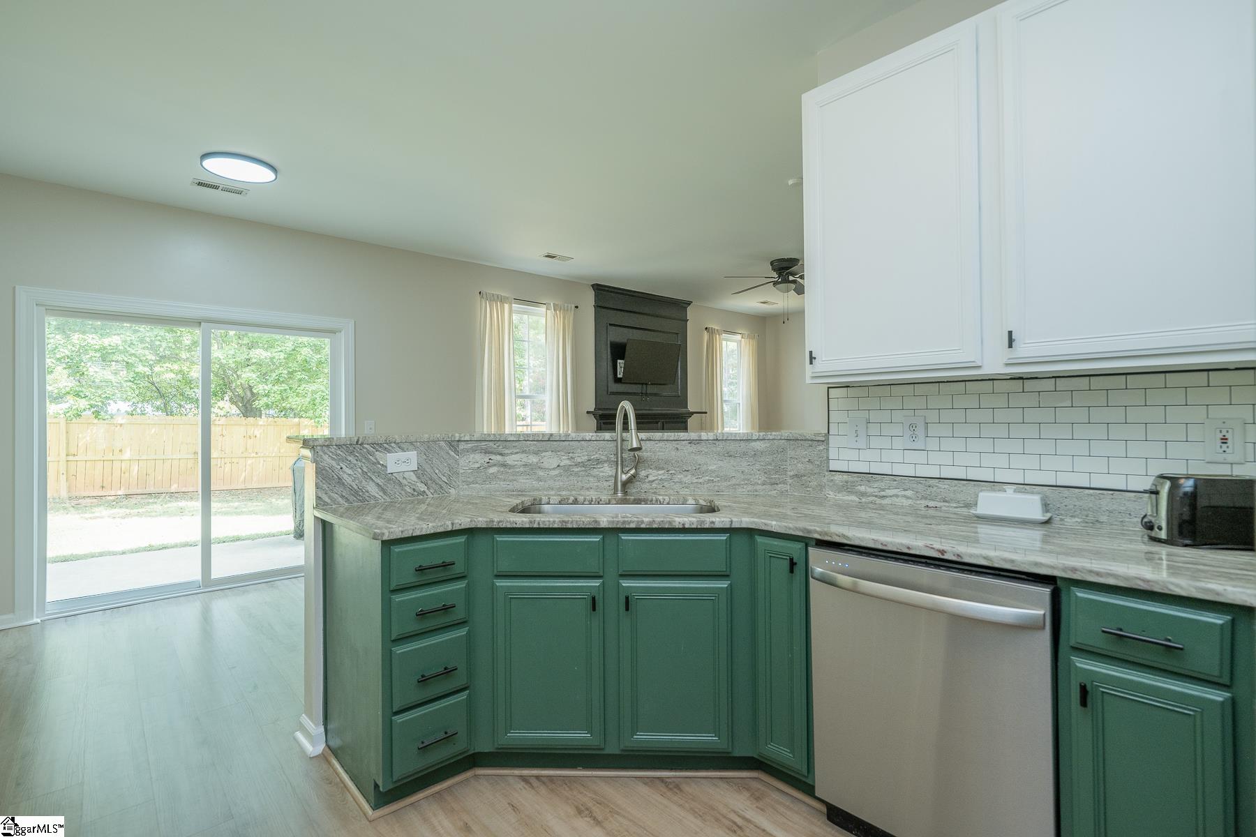 20 Red Jonathan Court Simpsonville, SC 29681
