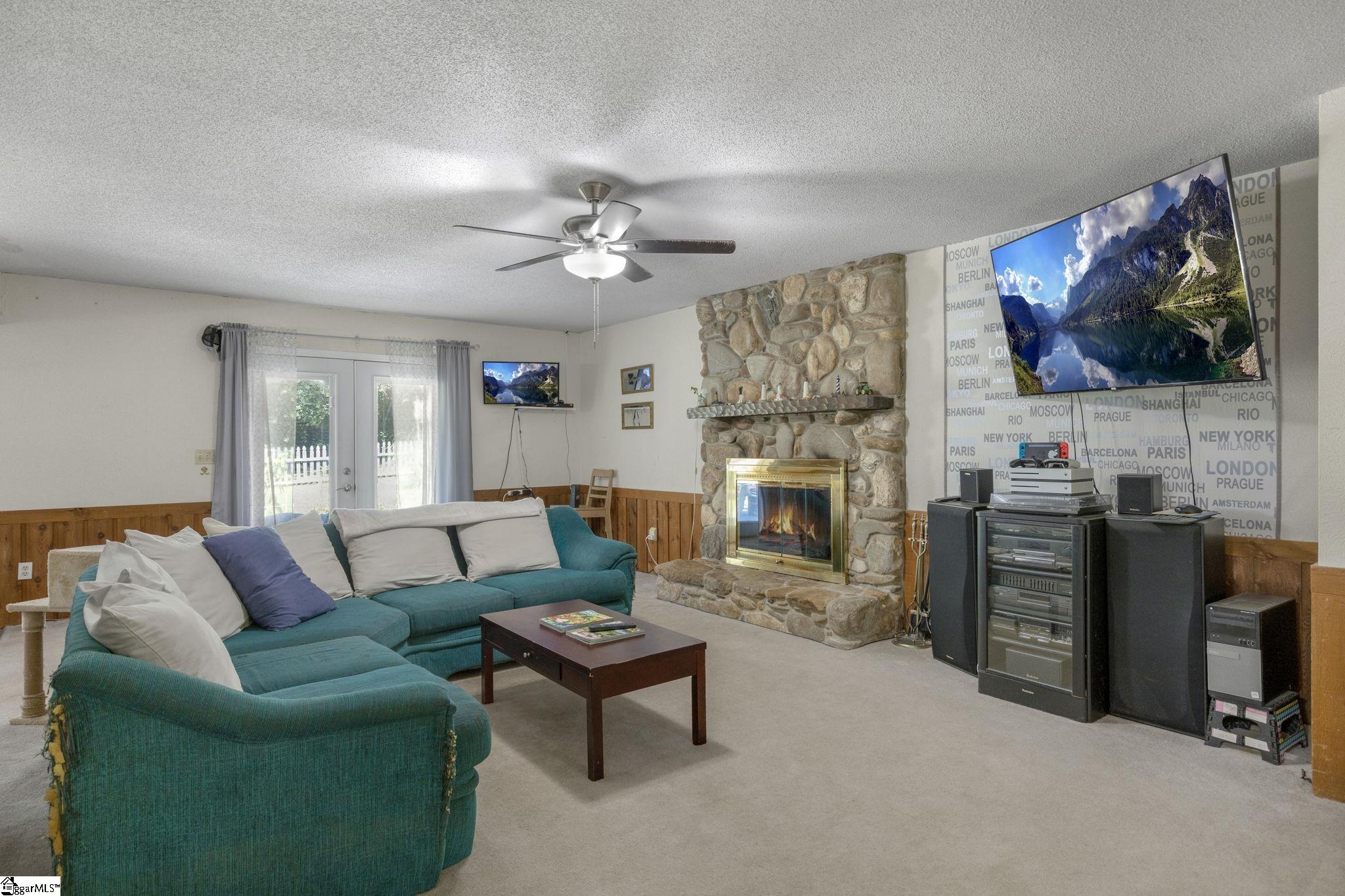 271 Issaqueena Drive Central, SC 29630