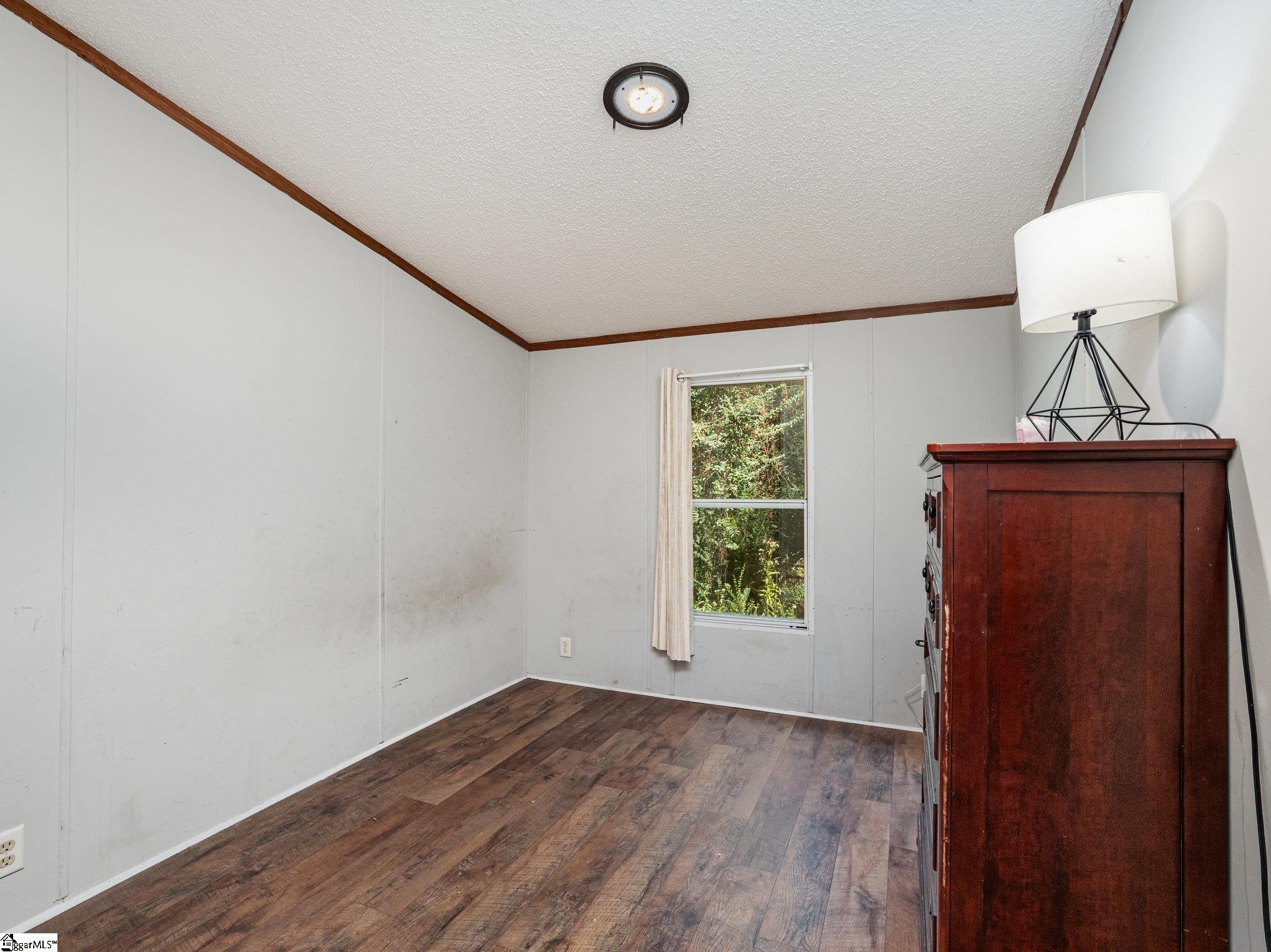 5 Riverbreeze Road Greenville, SC 29611