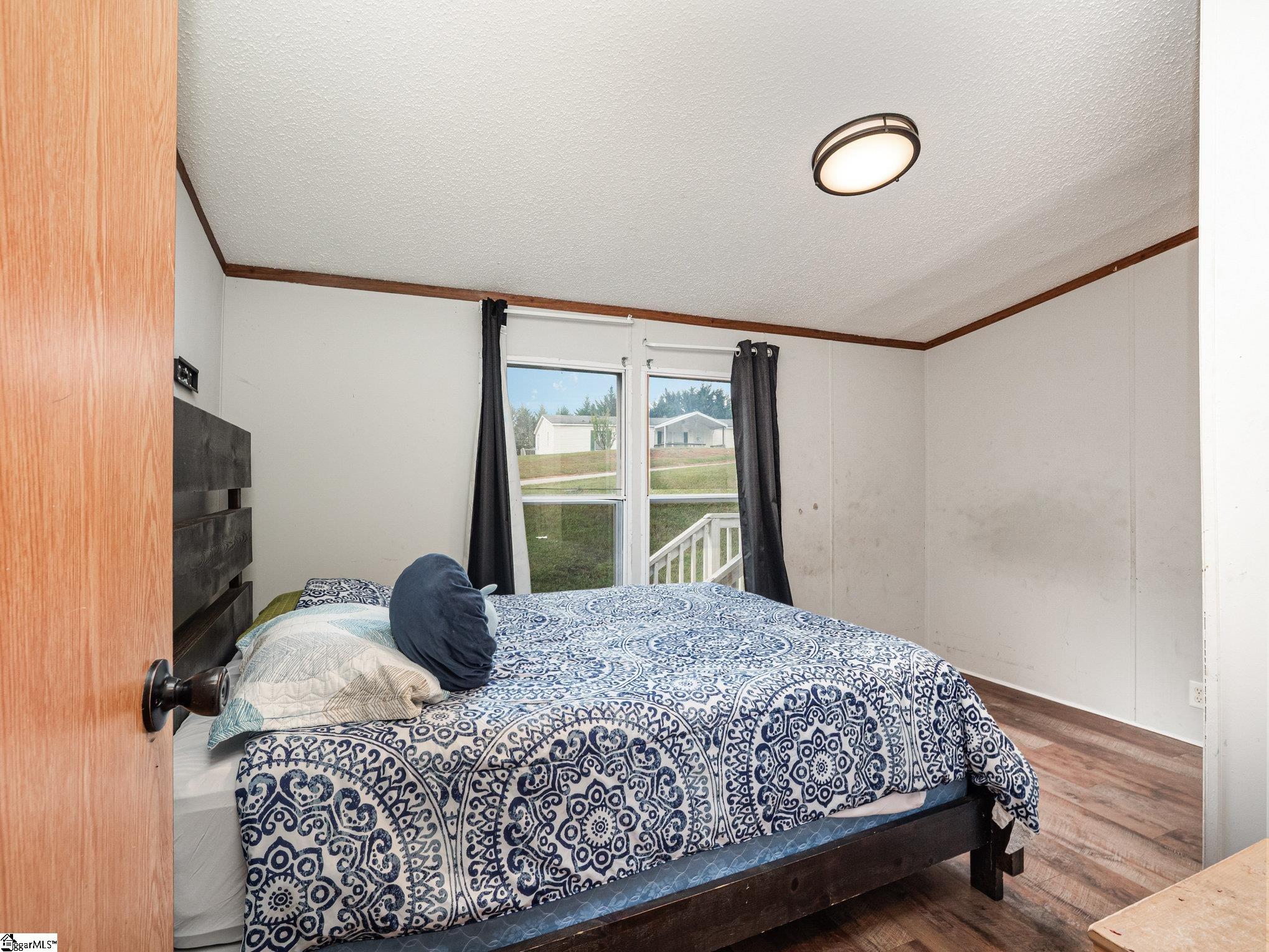 5 Riverbreeze Road Greenville, SC 29611