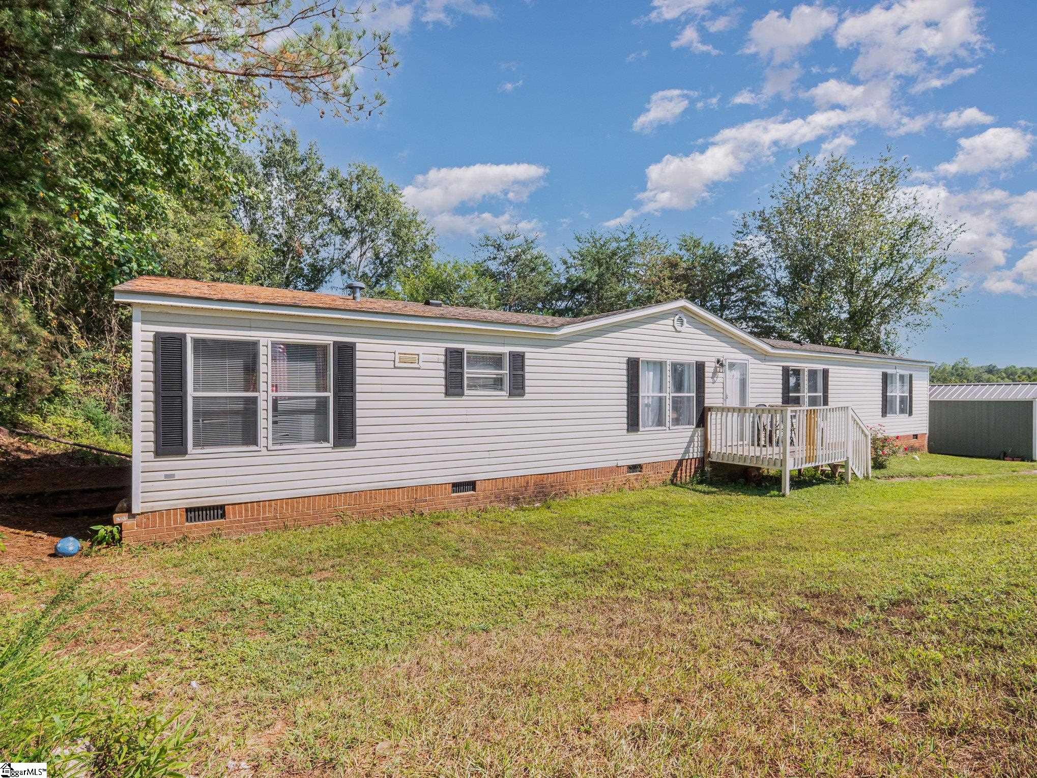 5 Riverbreeze Road Greenville, SC 29611
