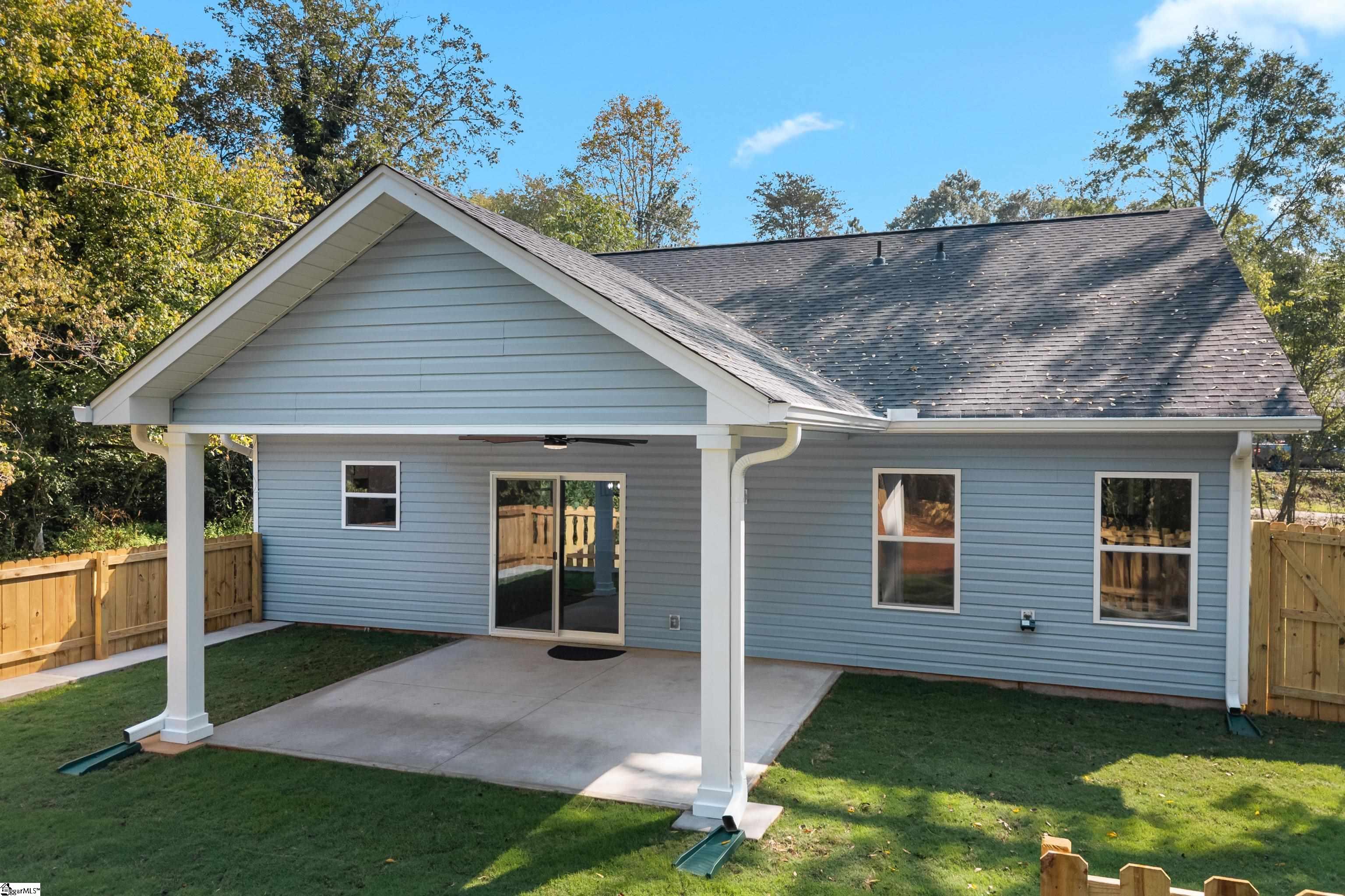 122 Stephenson Street Extension Taylors, SC 29687