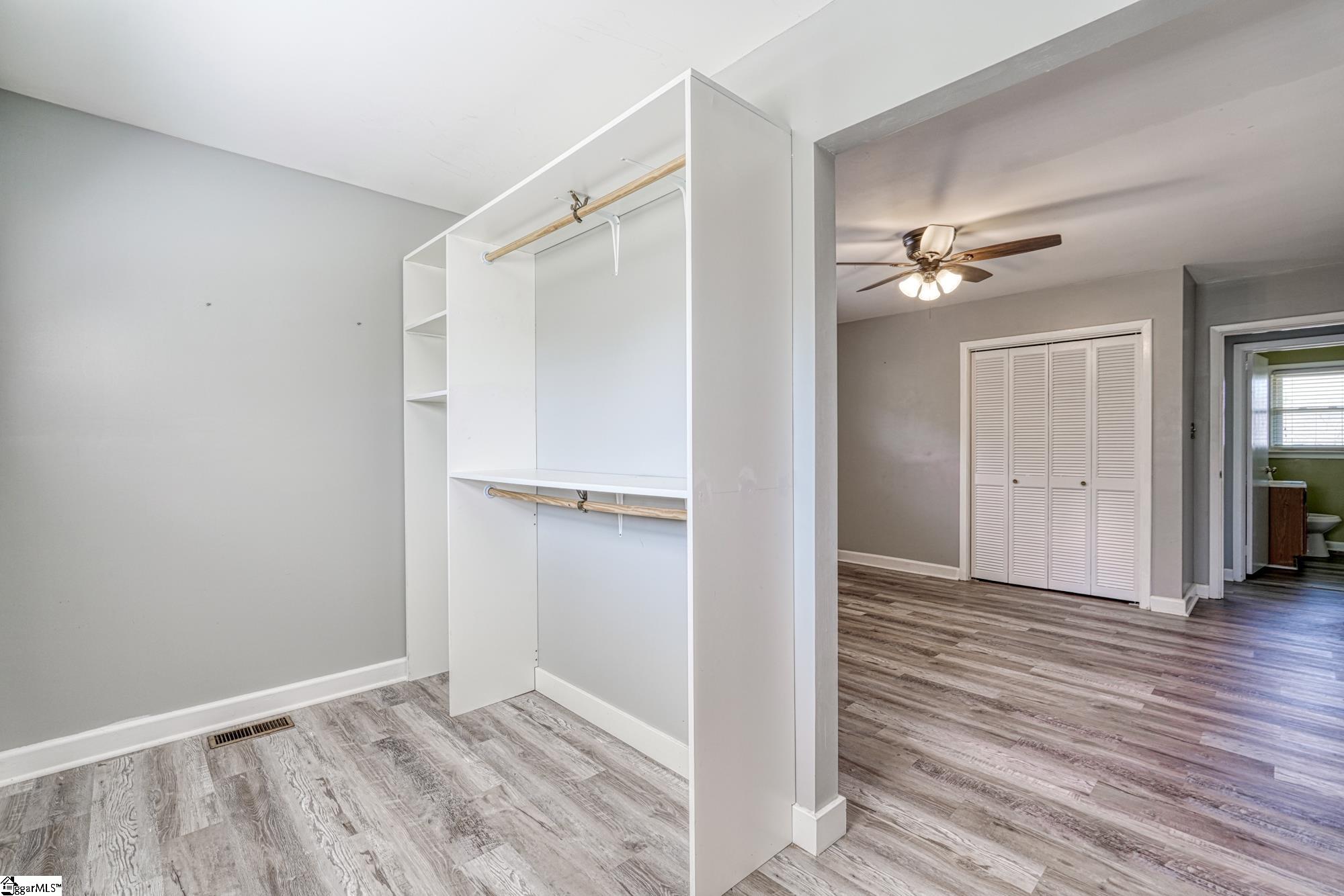 711 Springhill Avenue Spartanburg, SC 29303