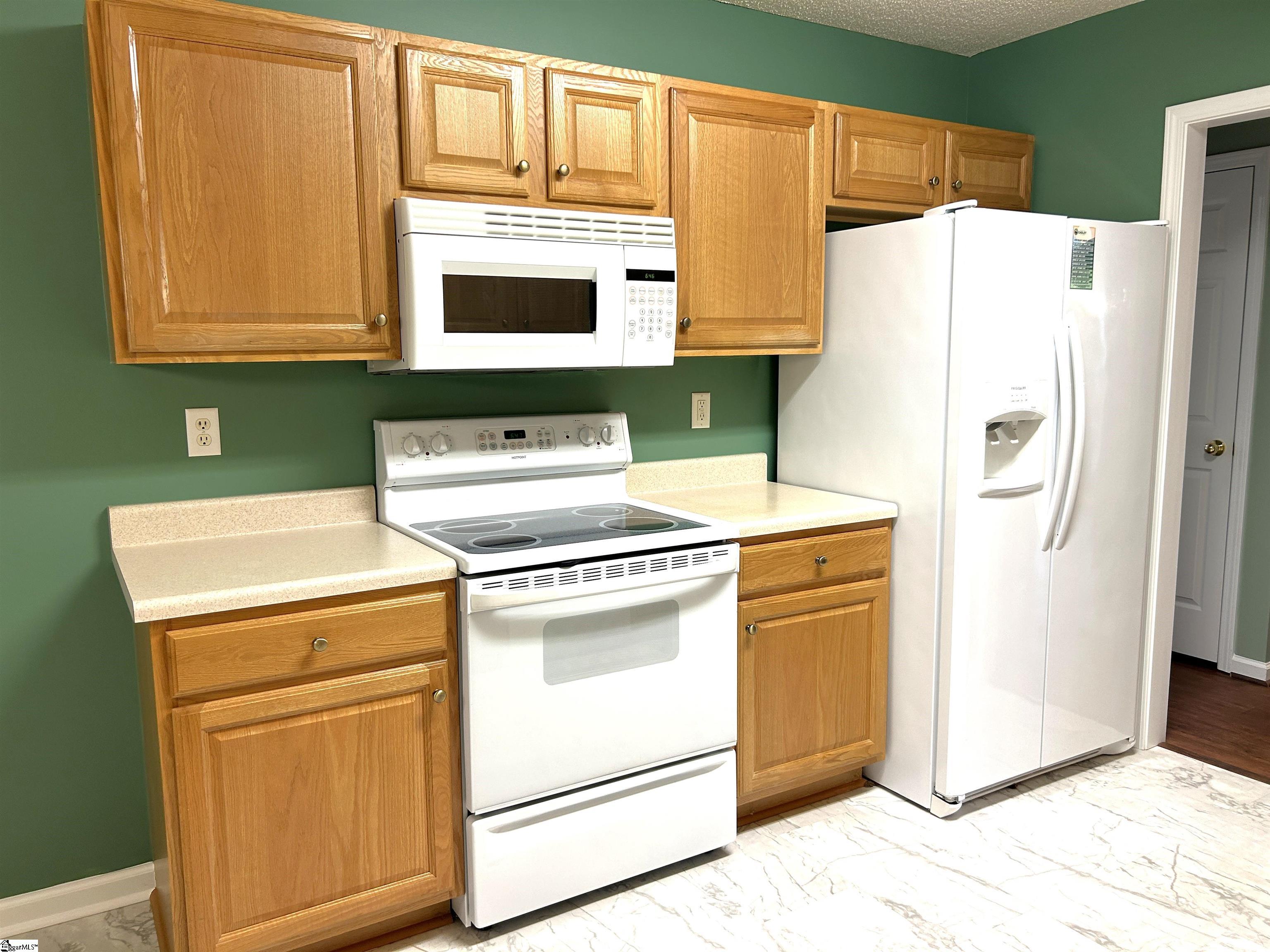 601 Cardinal Woods Way Easley, SC 29642