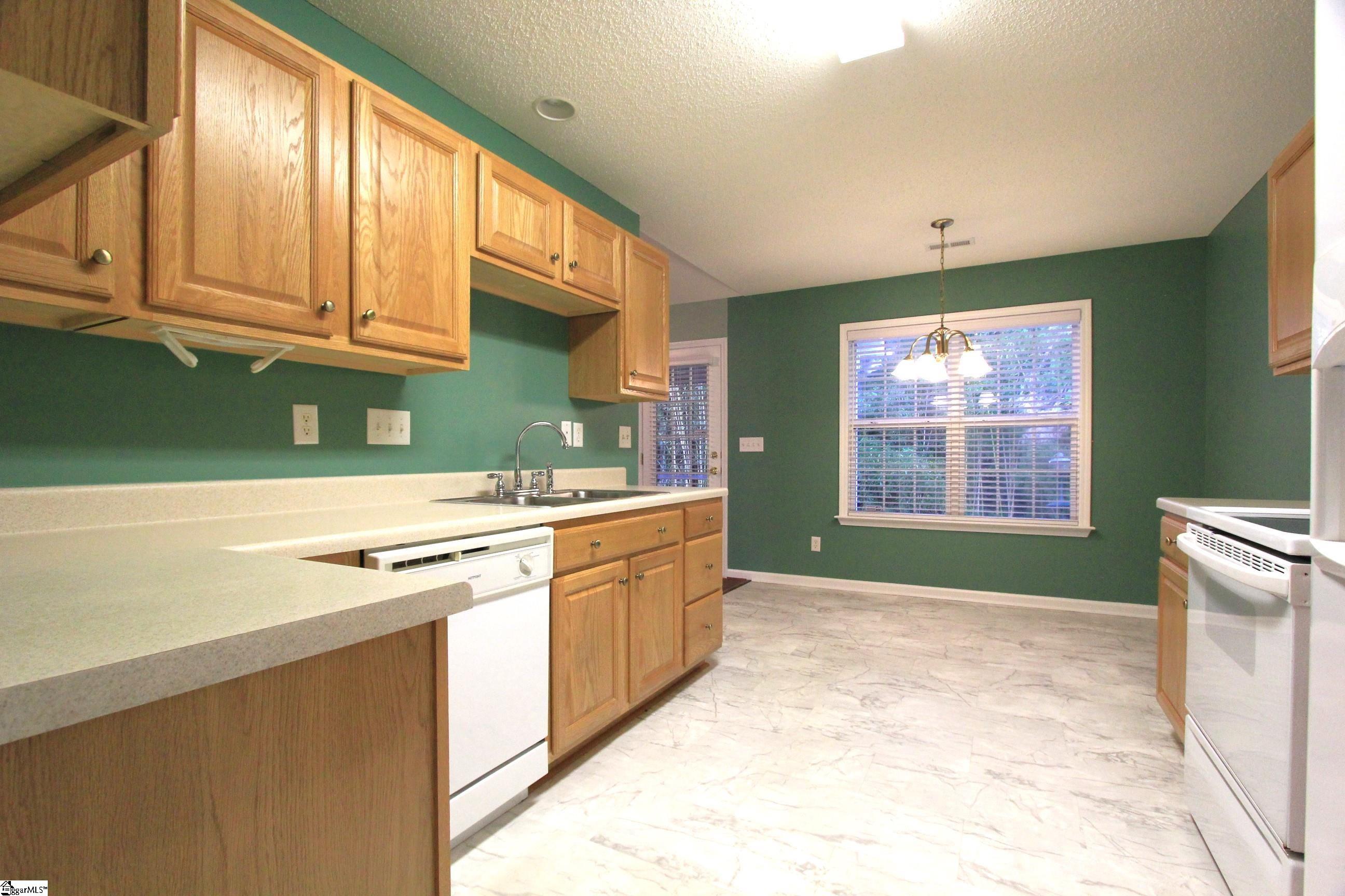 601 Cardinal Woods Way Easley, SC 29642