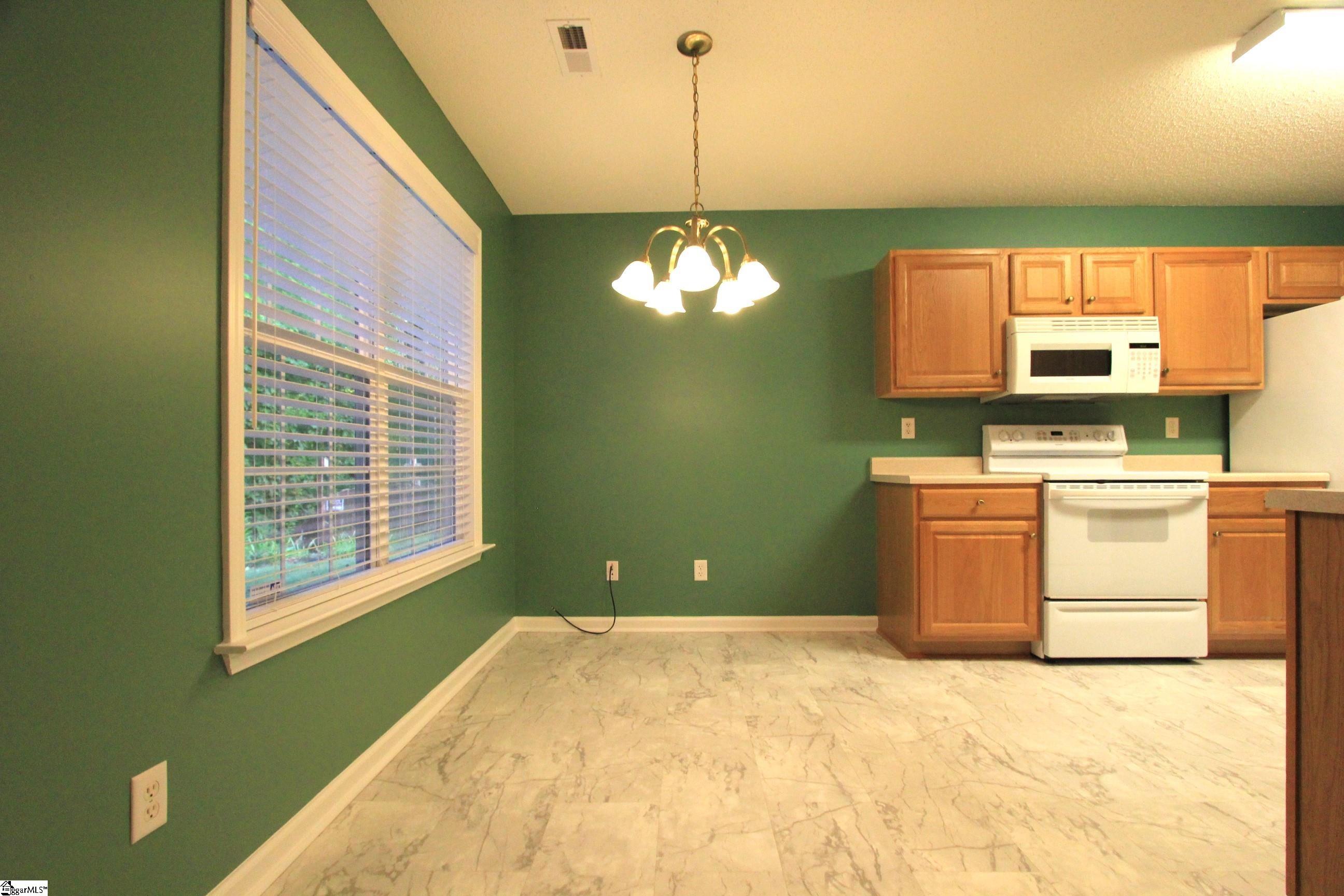 601 Cardinal Woods Way Easley, SC 29642