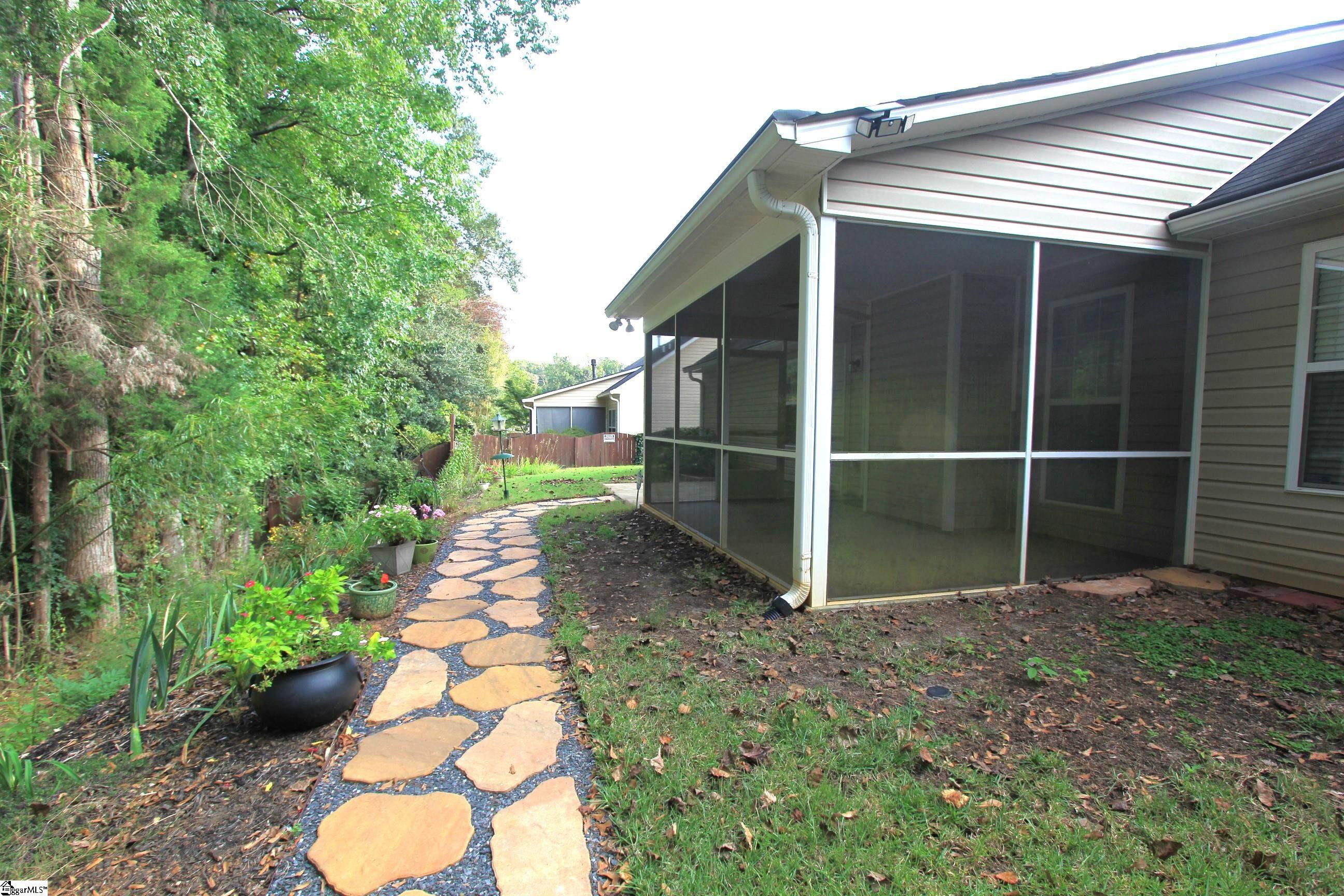 601 Cardinal Woods Way Easley, SC 29642