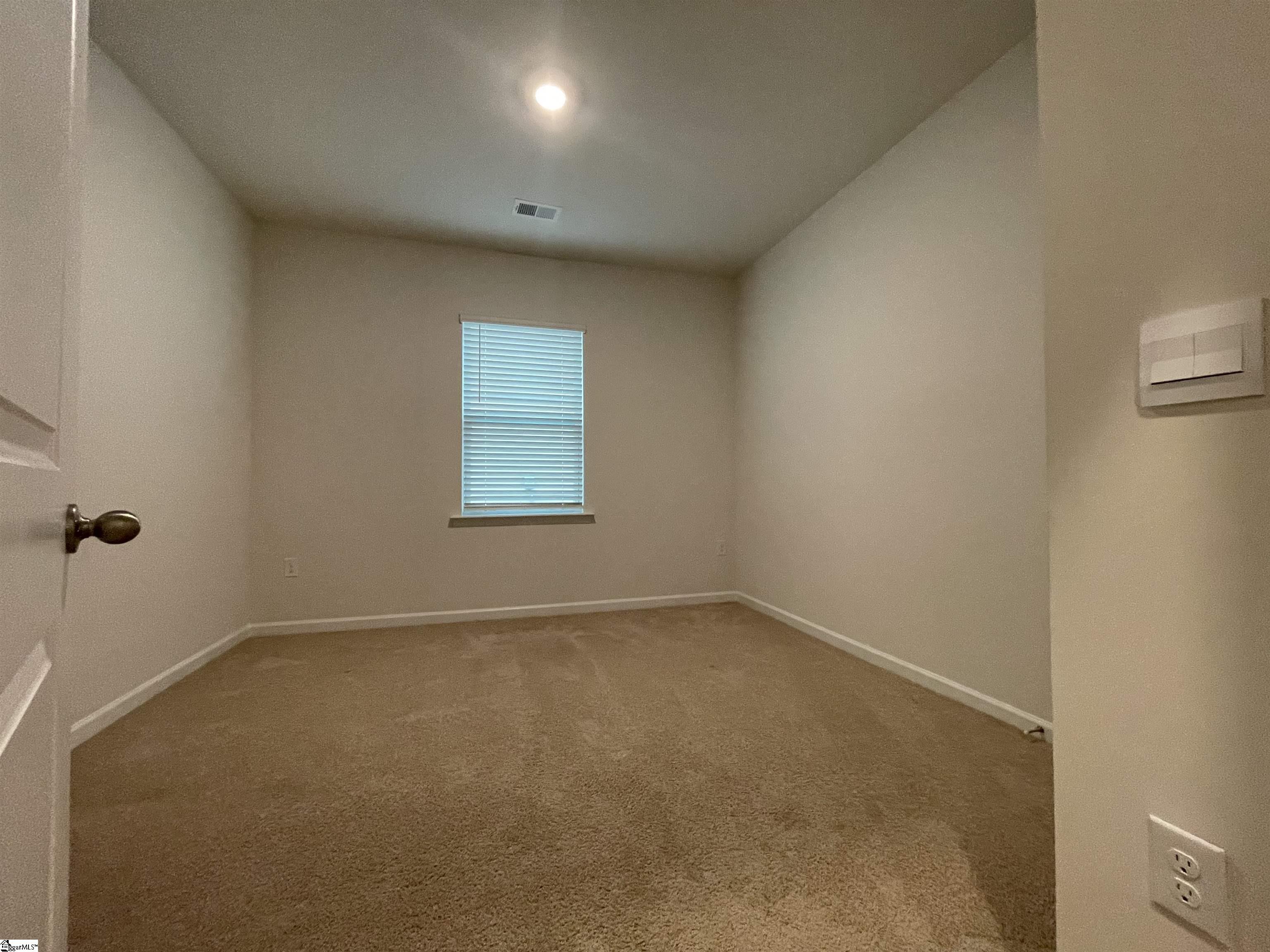 933 Greyford Lane Woodruff, SC 29388