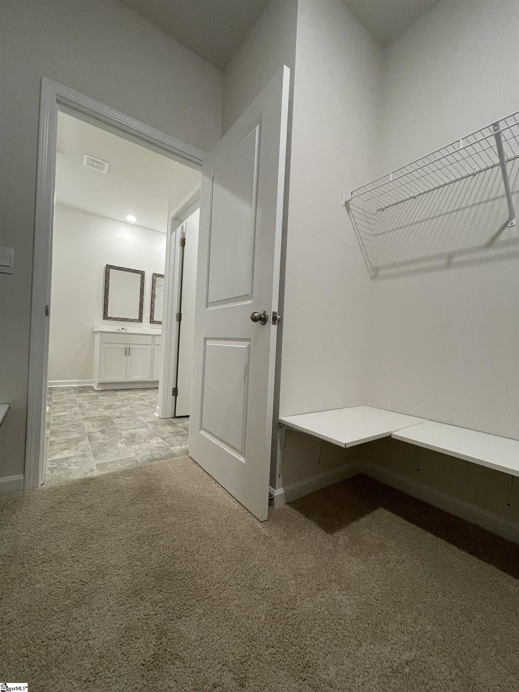 933 Greyford Lane Woodruff, SC 29388