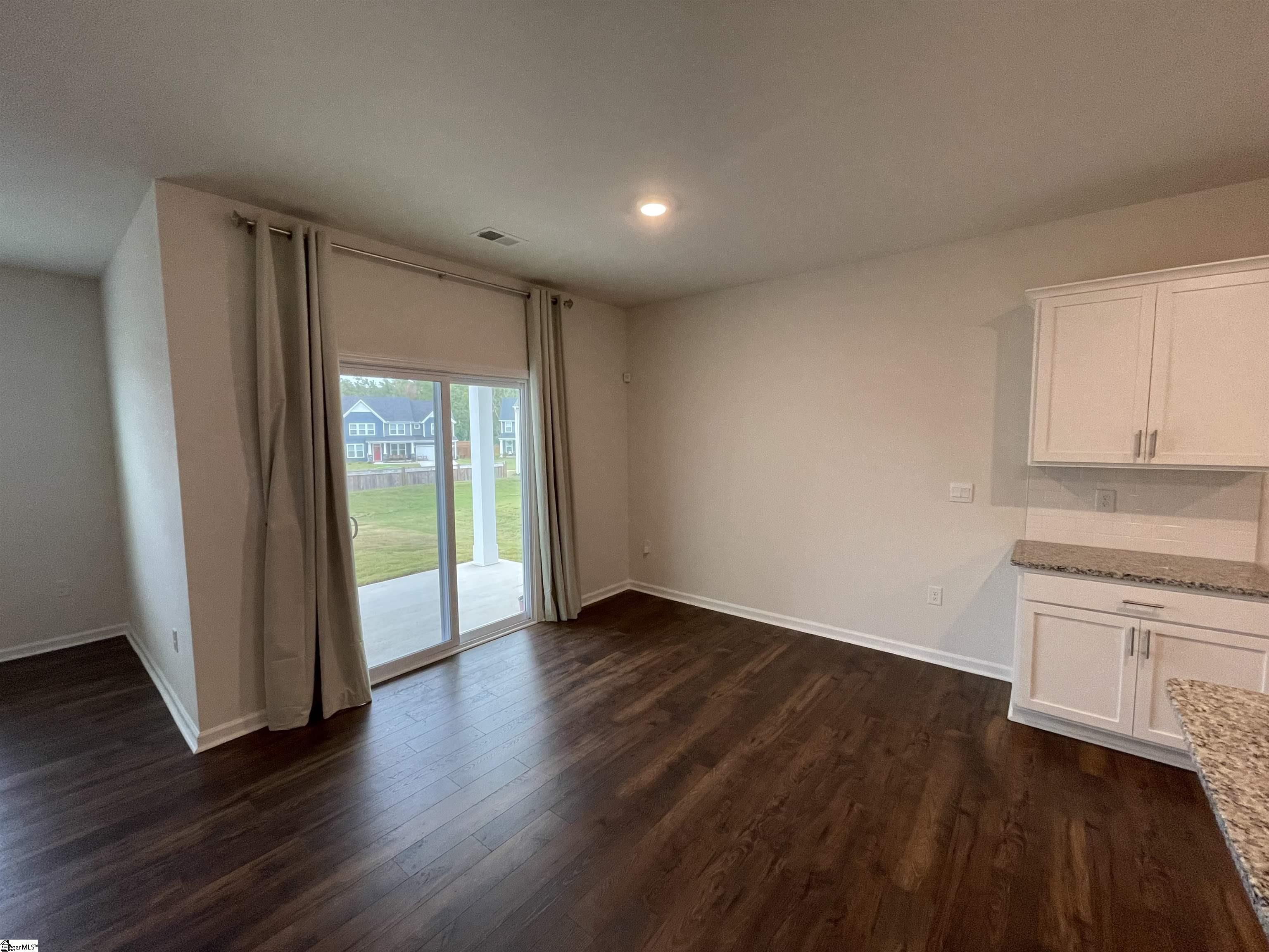 933 Greyford Lane Woodruff, SC 29388