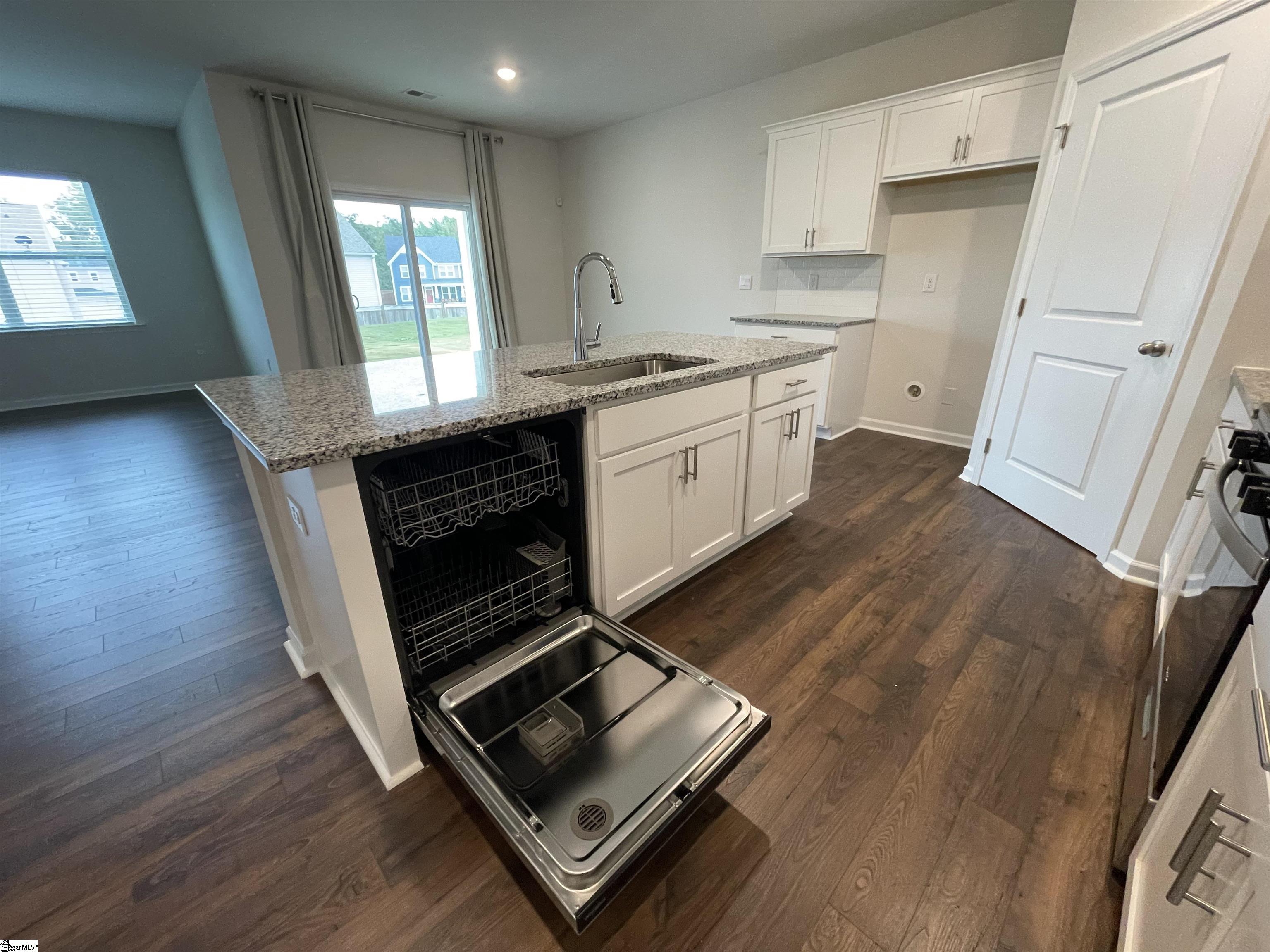 933 Greyford Lane Woodruff, SC 29388
