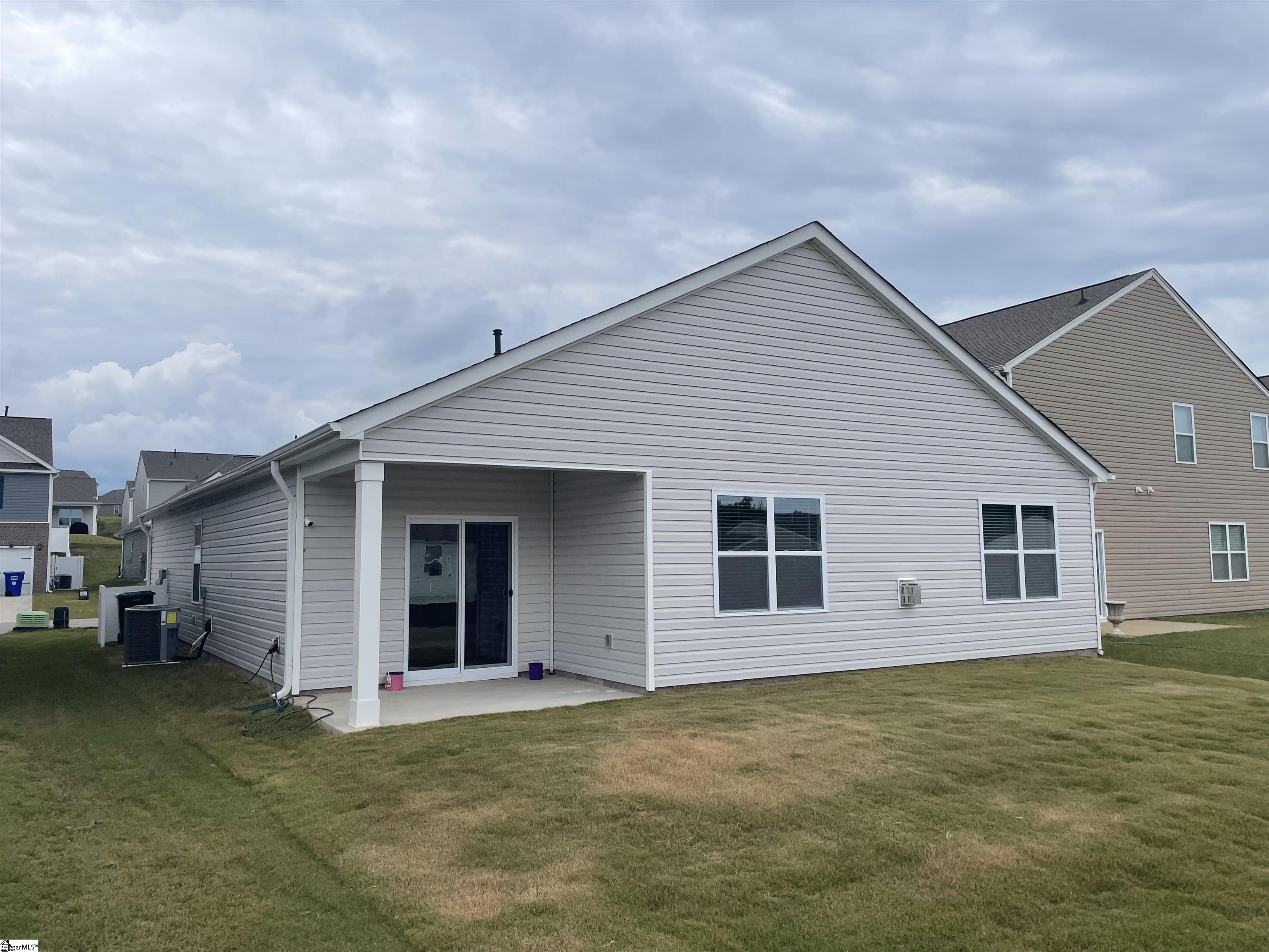 933 Greyford Lane Woodruff, SC 29388