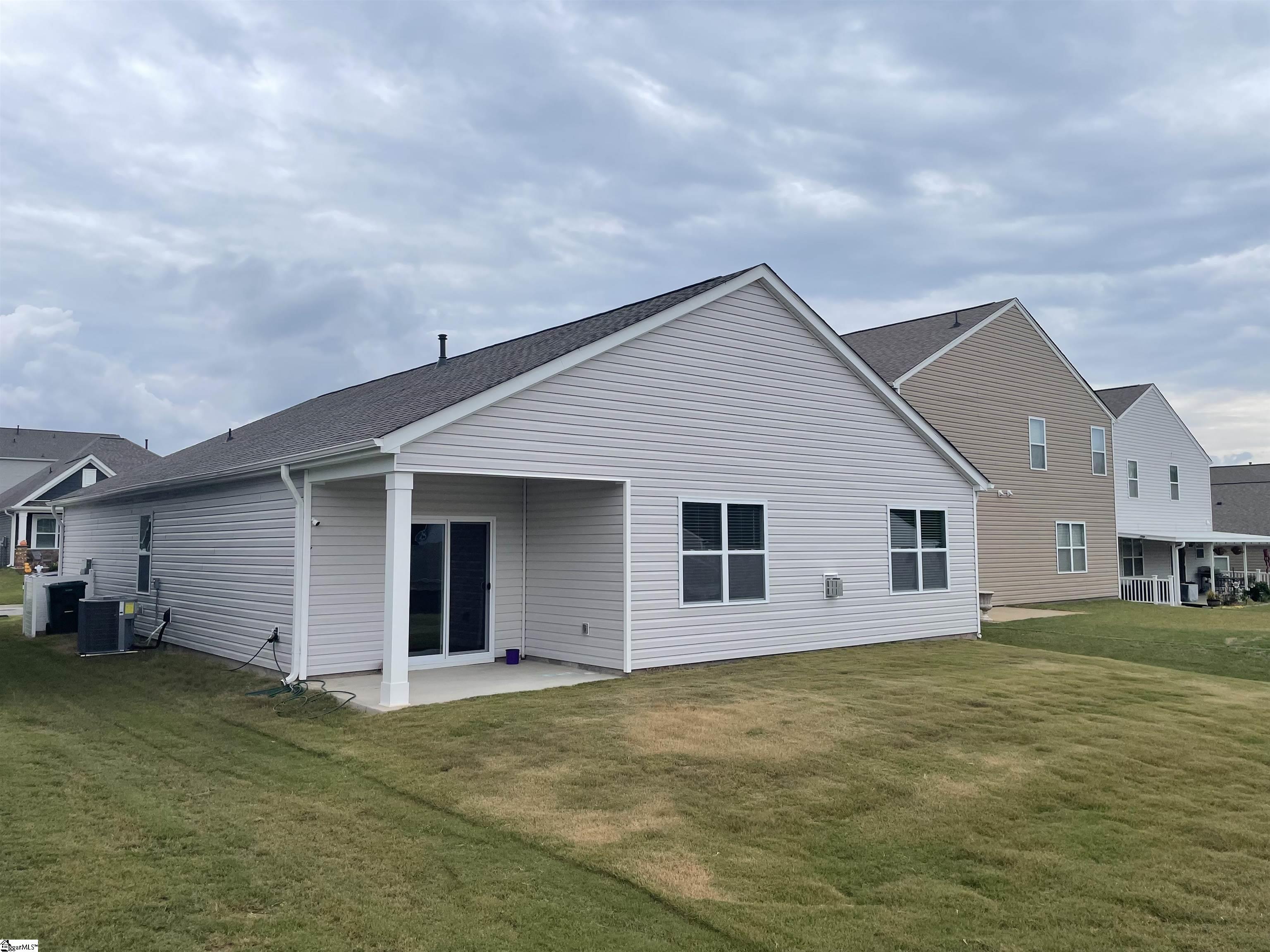933 Greyford Lane Woodruff, SC 29388