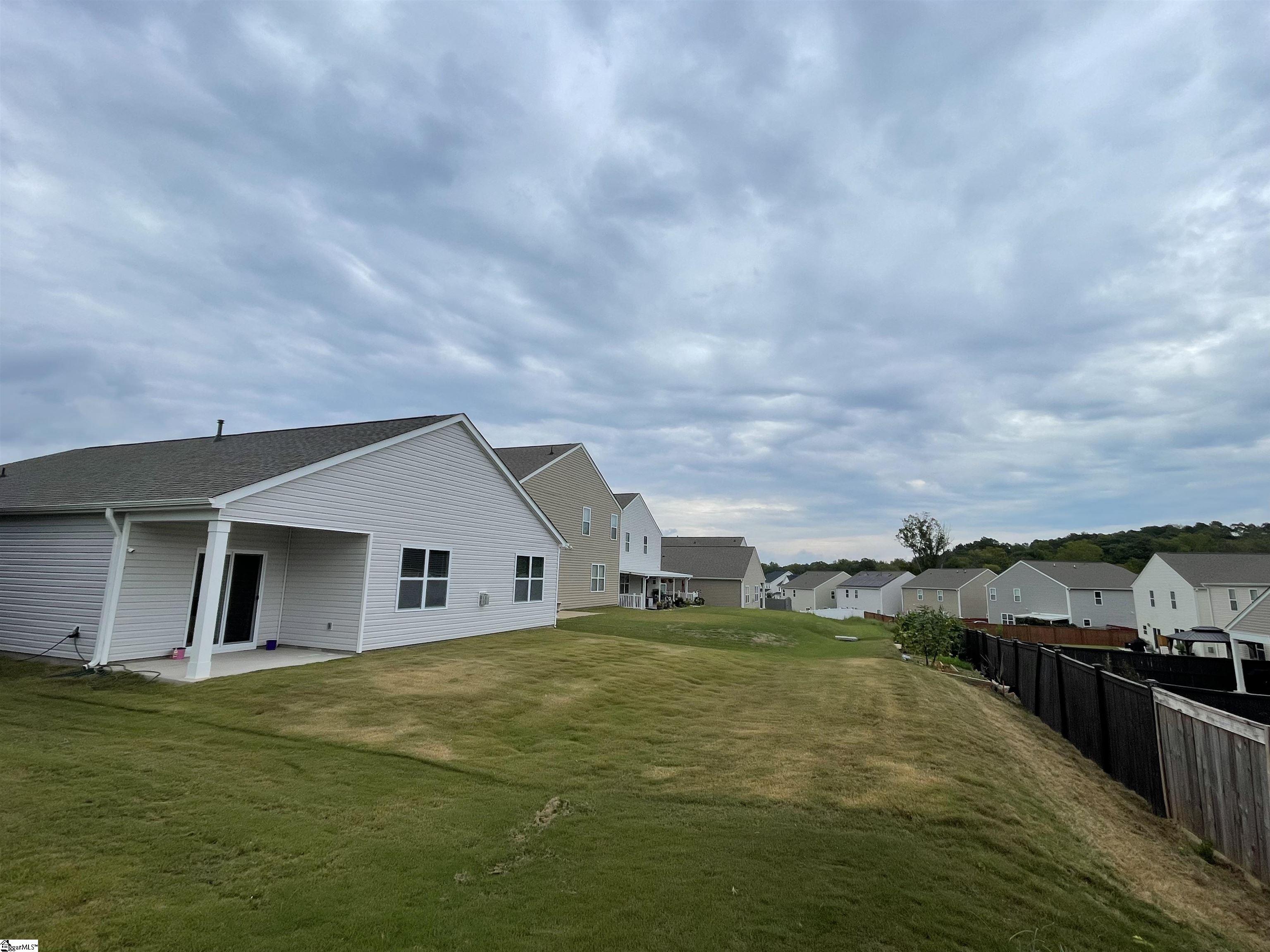 933 Greyford Lane Woodruff, SC 29388