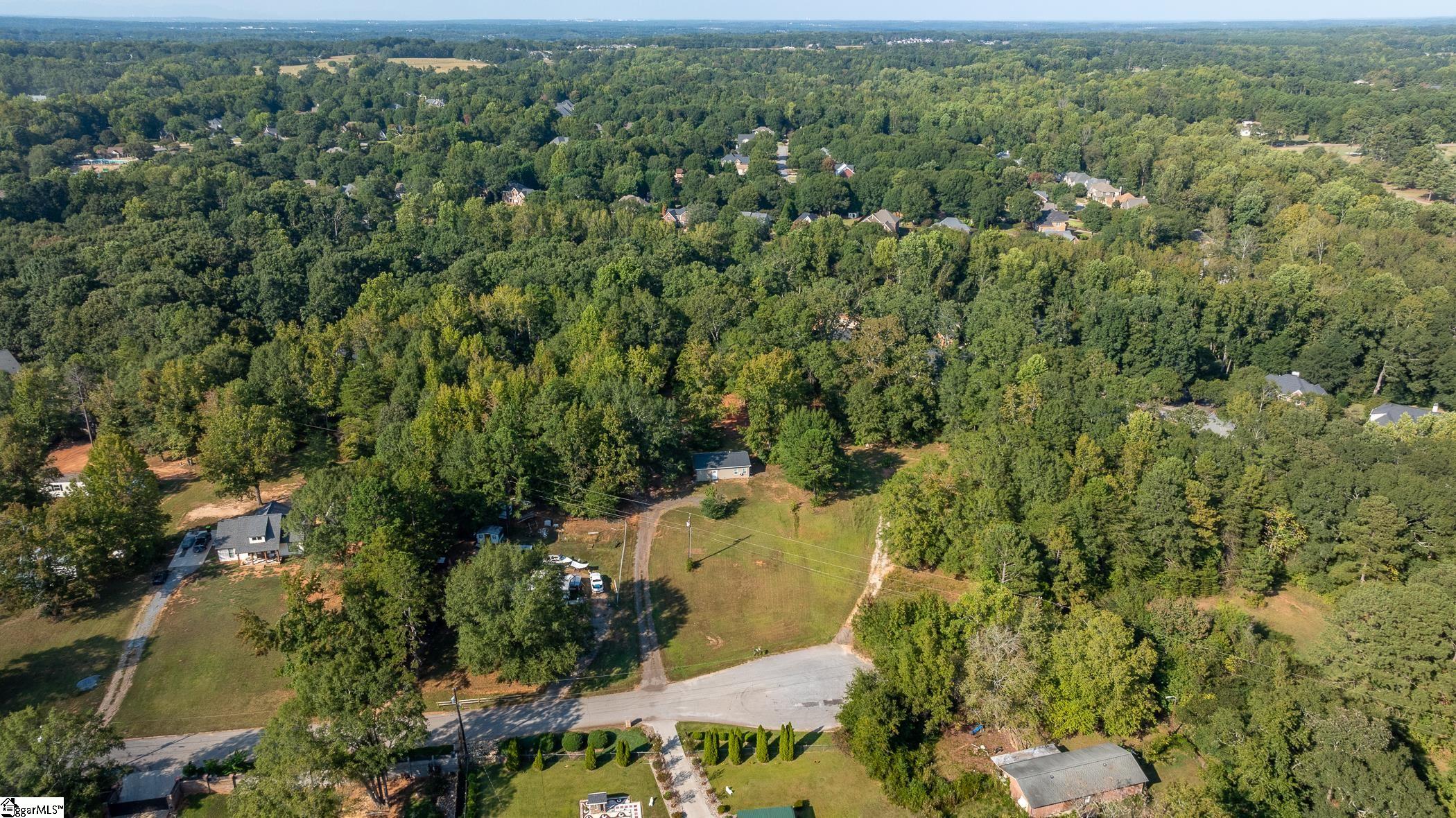 39 Windy Lane Simpsonville, SC 29681