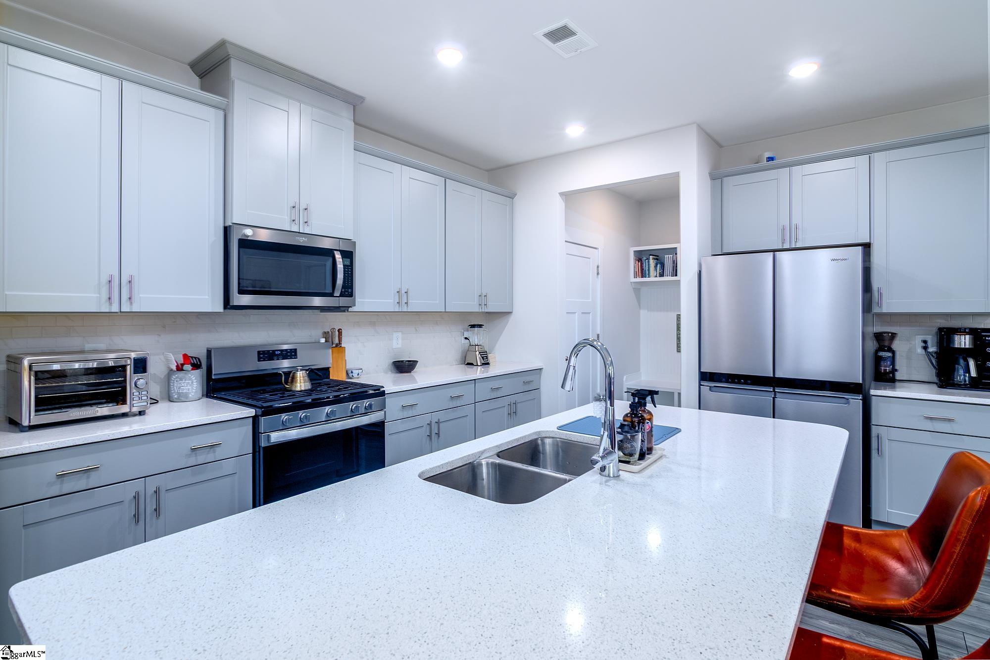 325 Roderick Lane Greenville, SC 29605