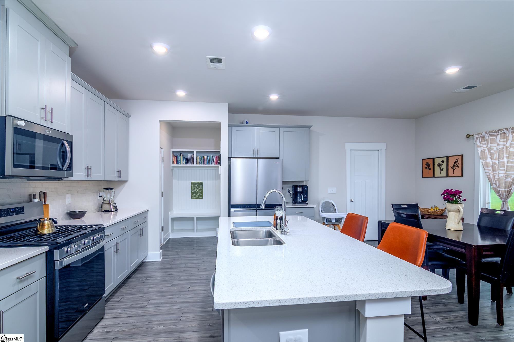 325 Roderick Lane Greenville, SC 29605