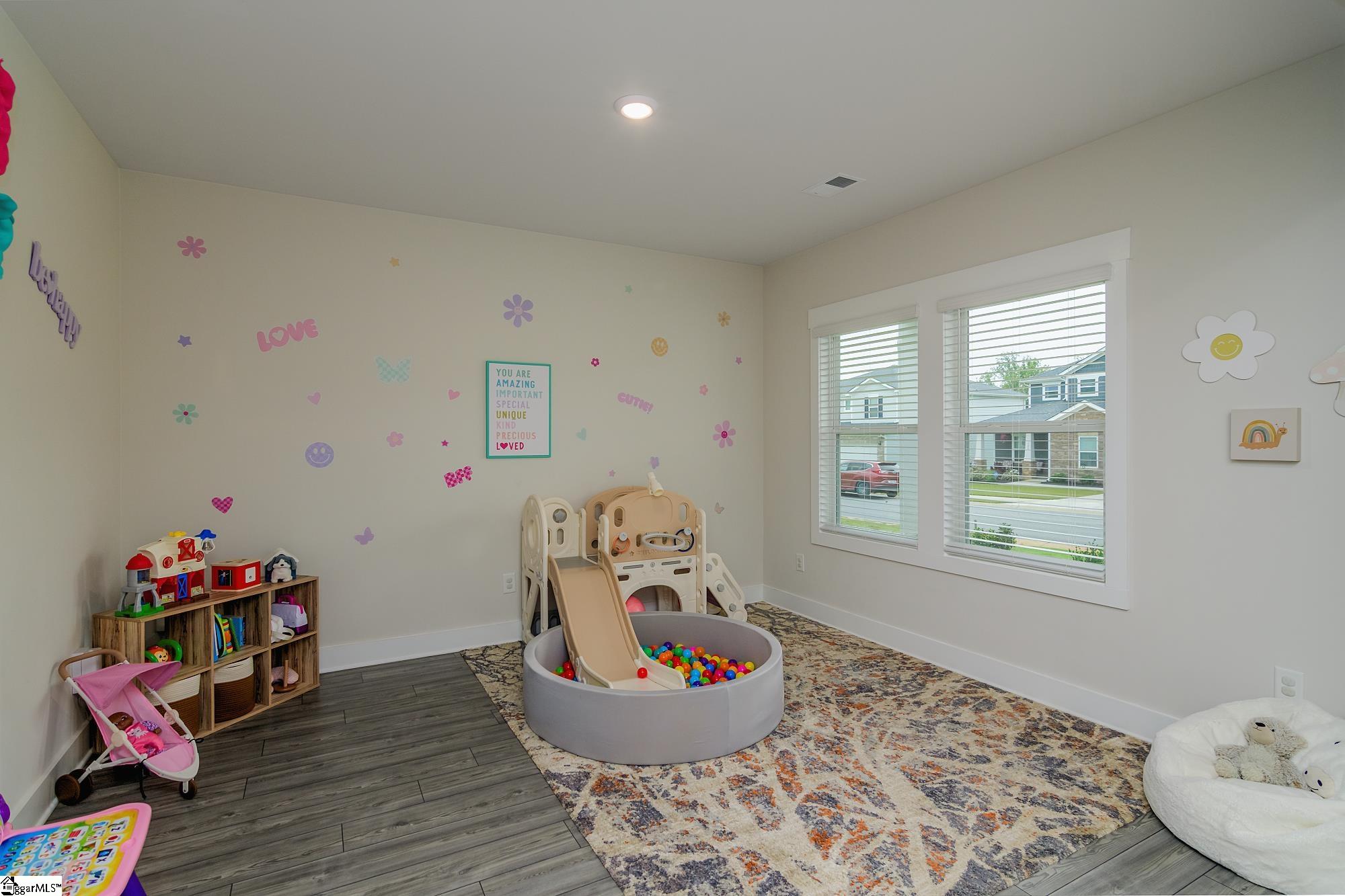 325 Roderick Lane Greenville, SC 29605