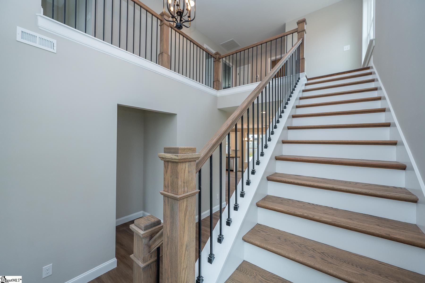 12 Bridwell Avenue Greenville, SC 29607