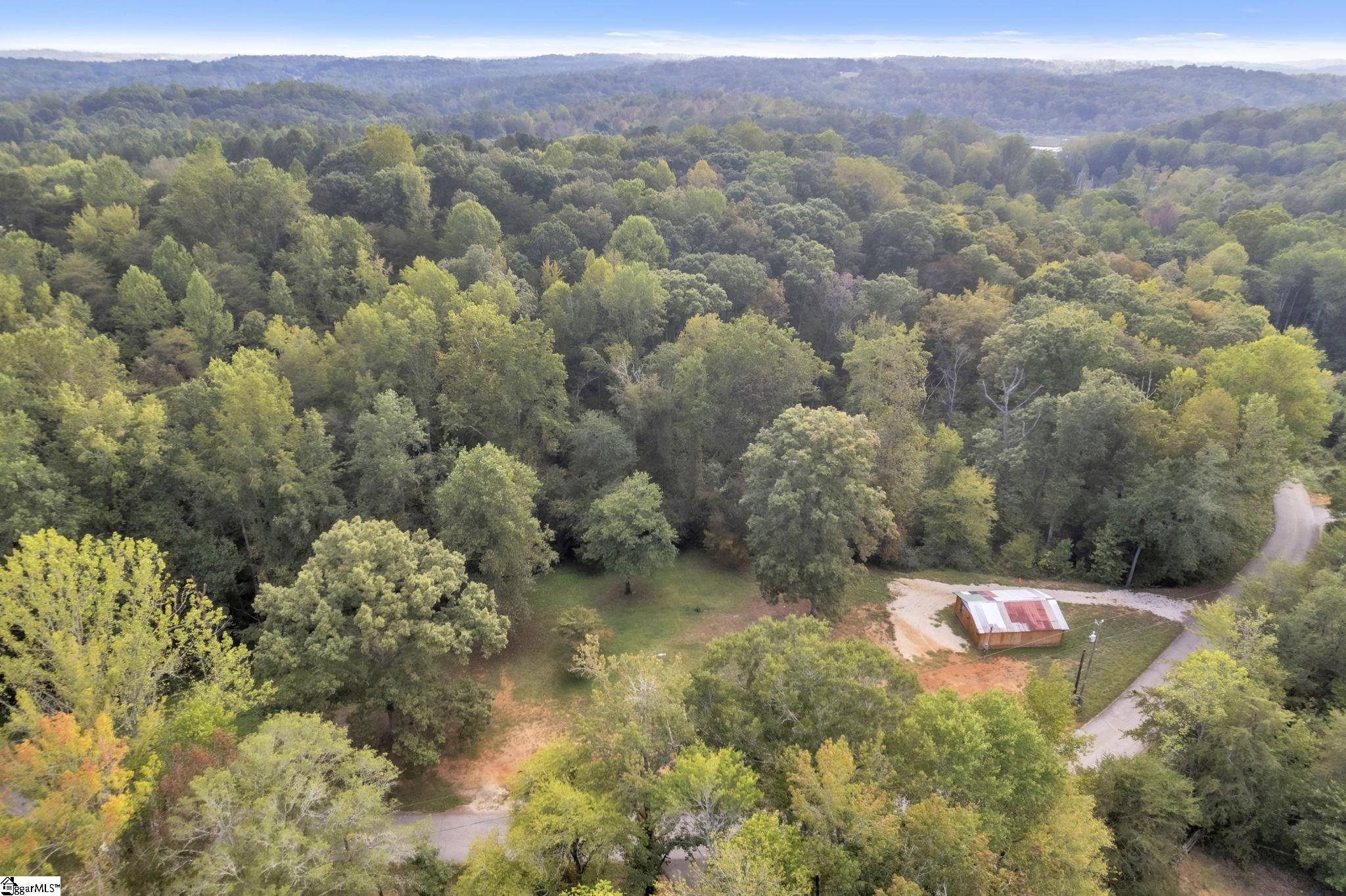 4221 N Blue Ridge Drive Greer, SC 29651