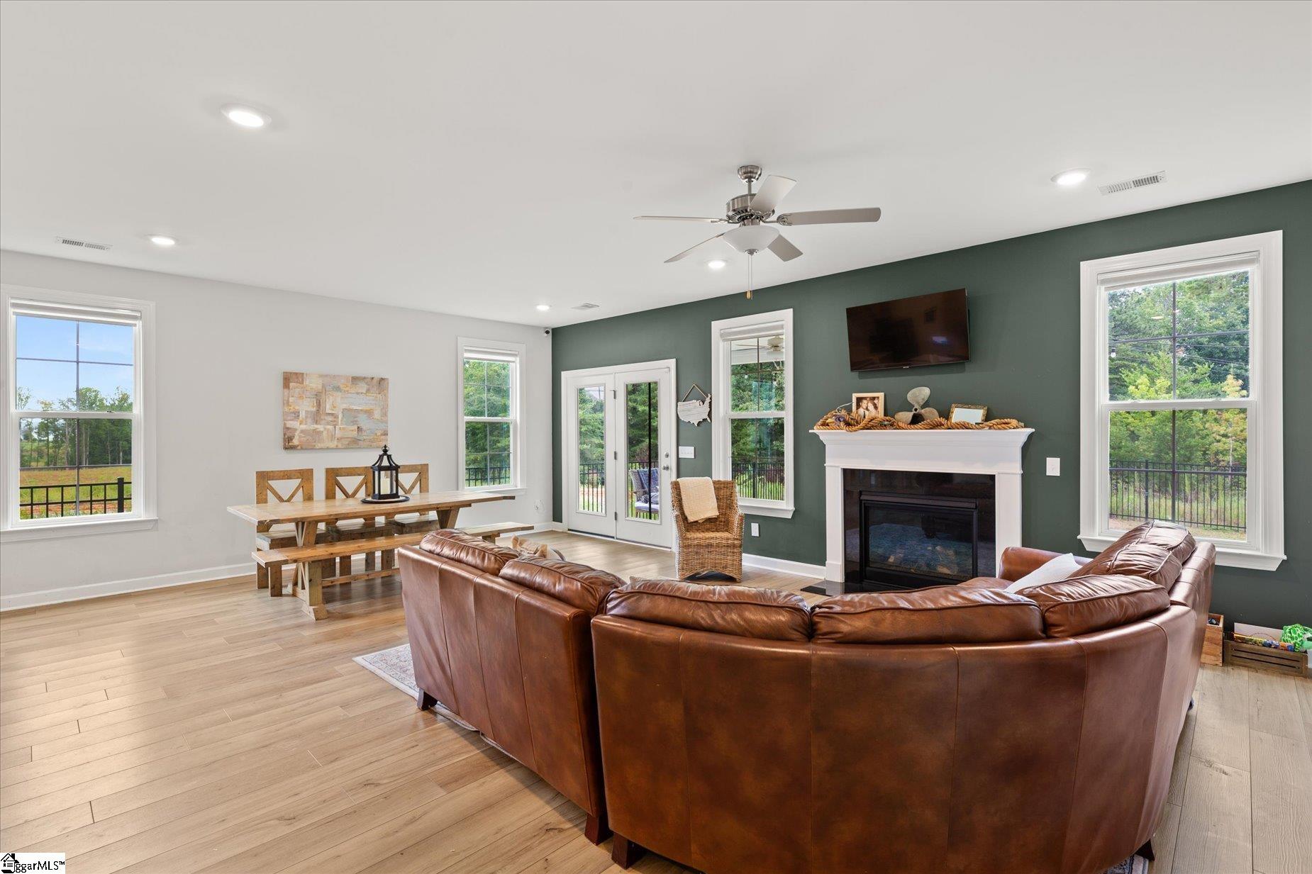 112 Woodcross Drive Simpsonville, SC 29681
