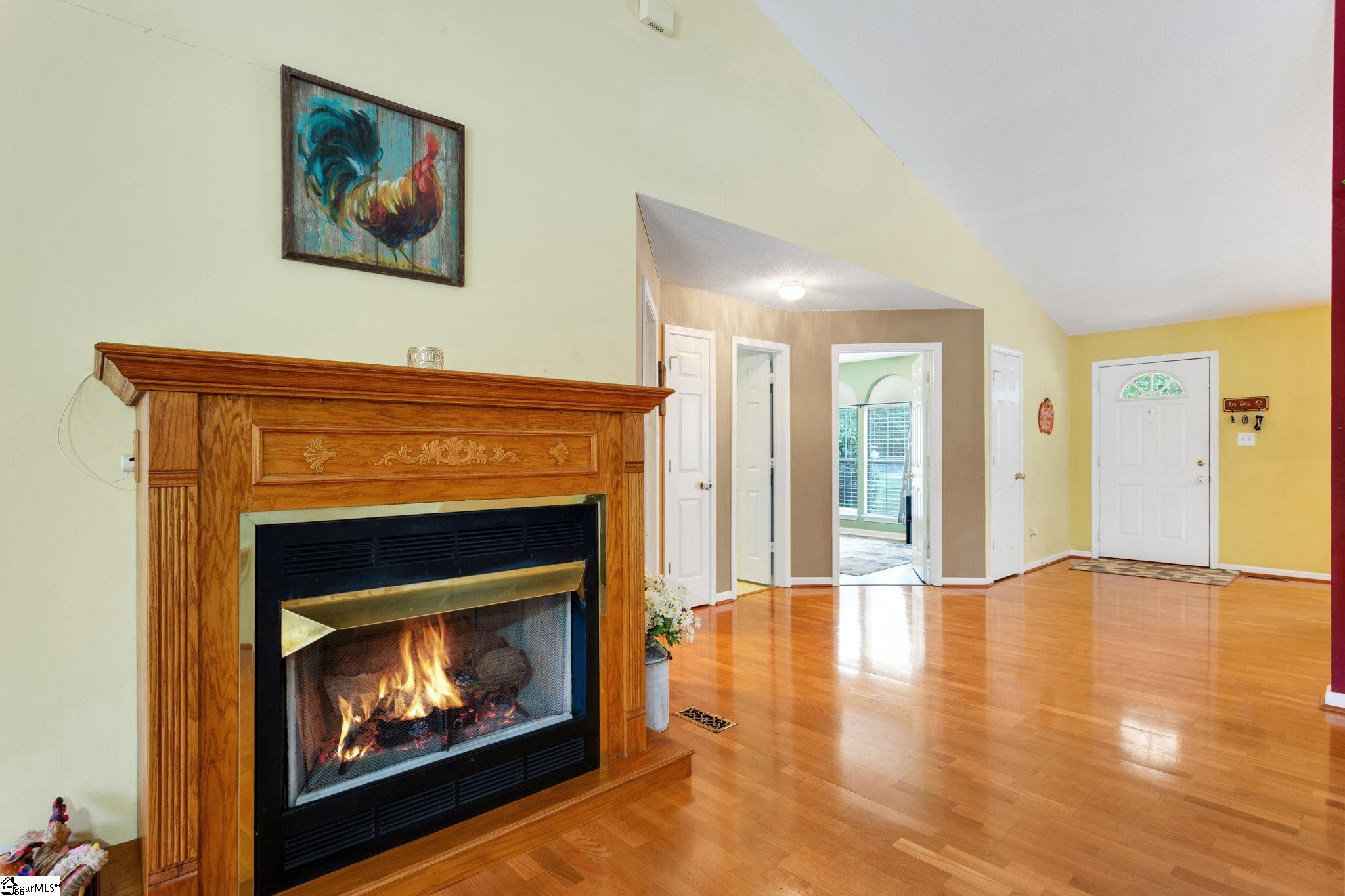 122 Confederate Lane Greer, SC 29651