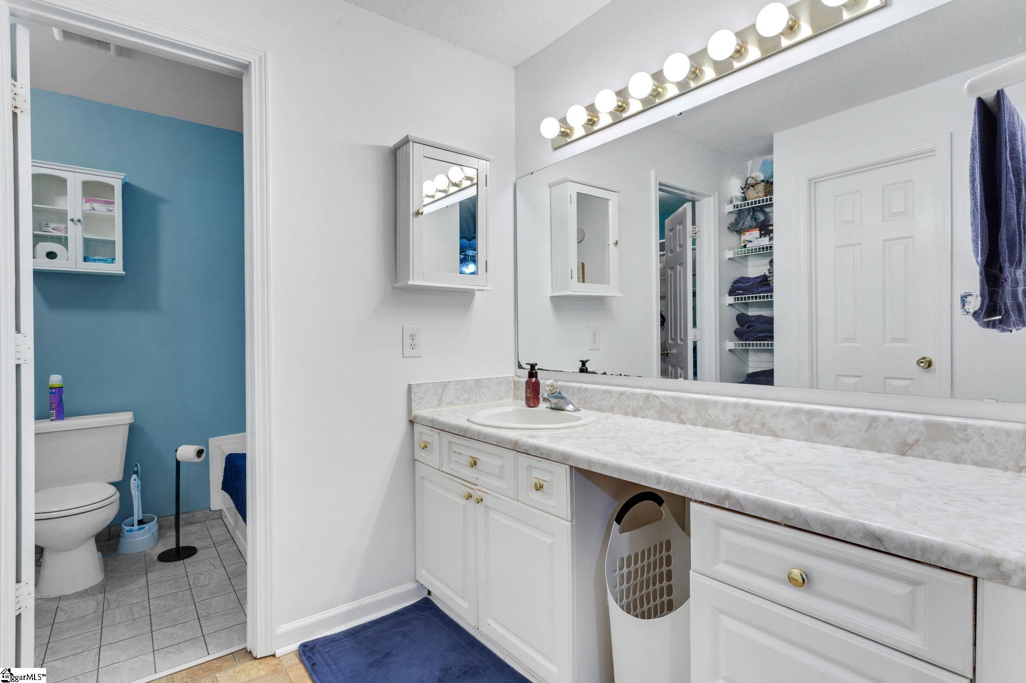 122 Confederate Lane Greer, SC 29651