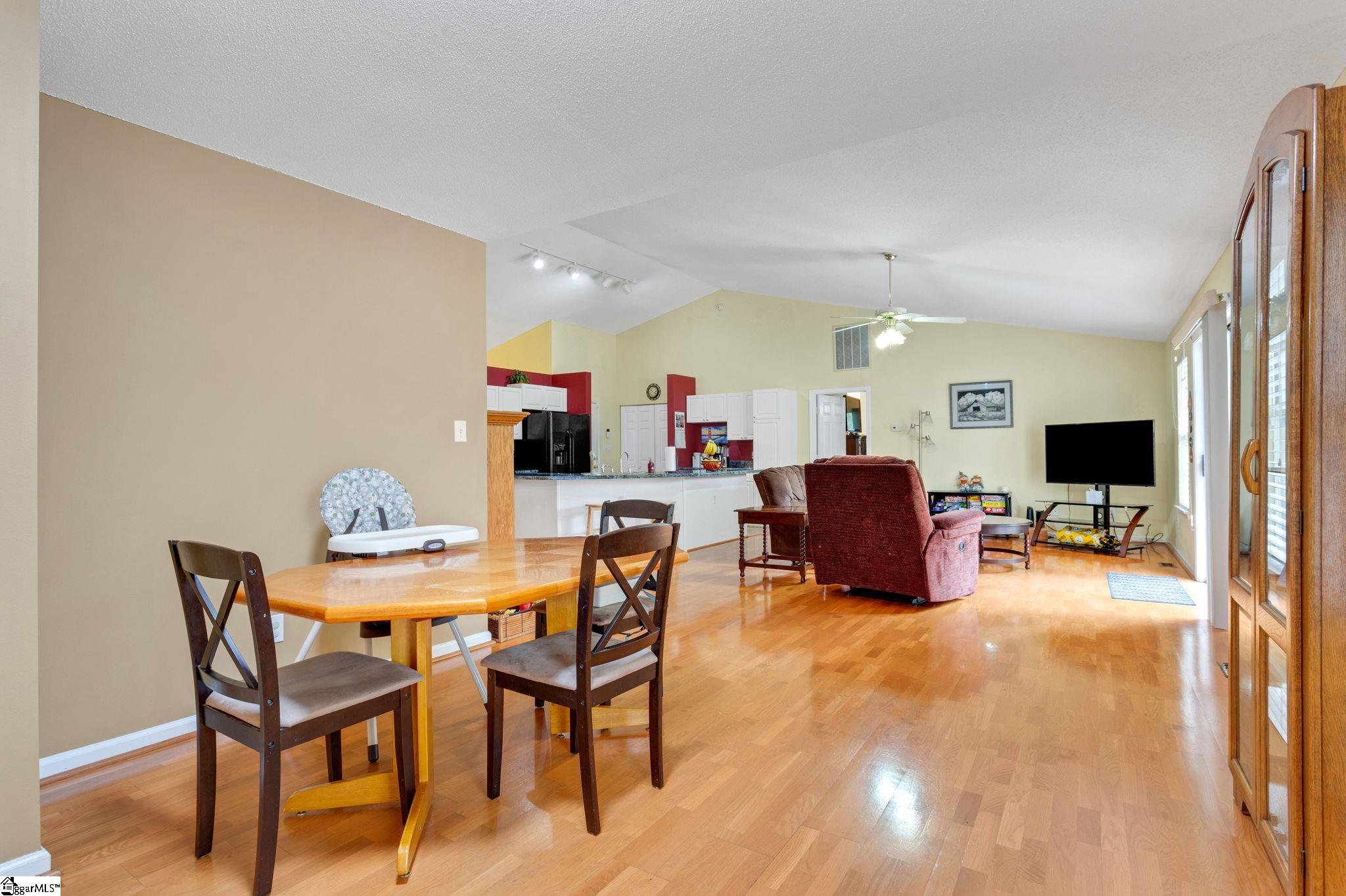 122 Confederate Lane Greer, SC 29651