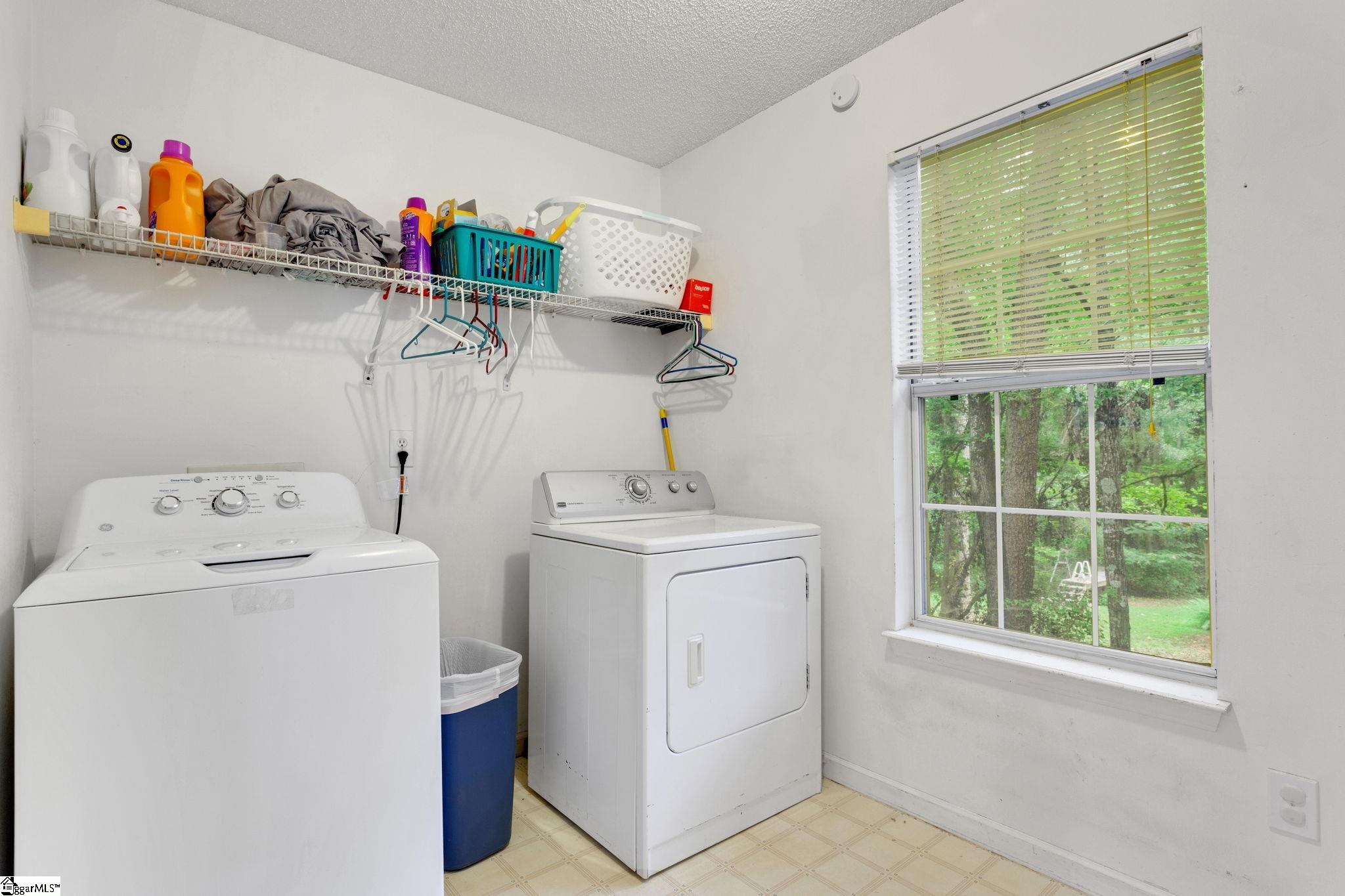 122 Confederate Lane Greer, SC 29651