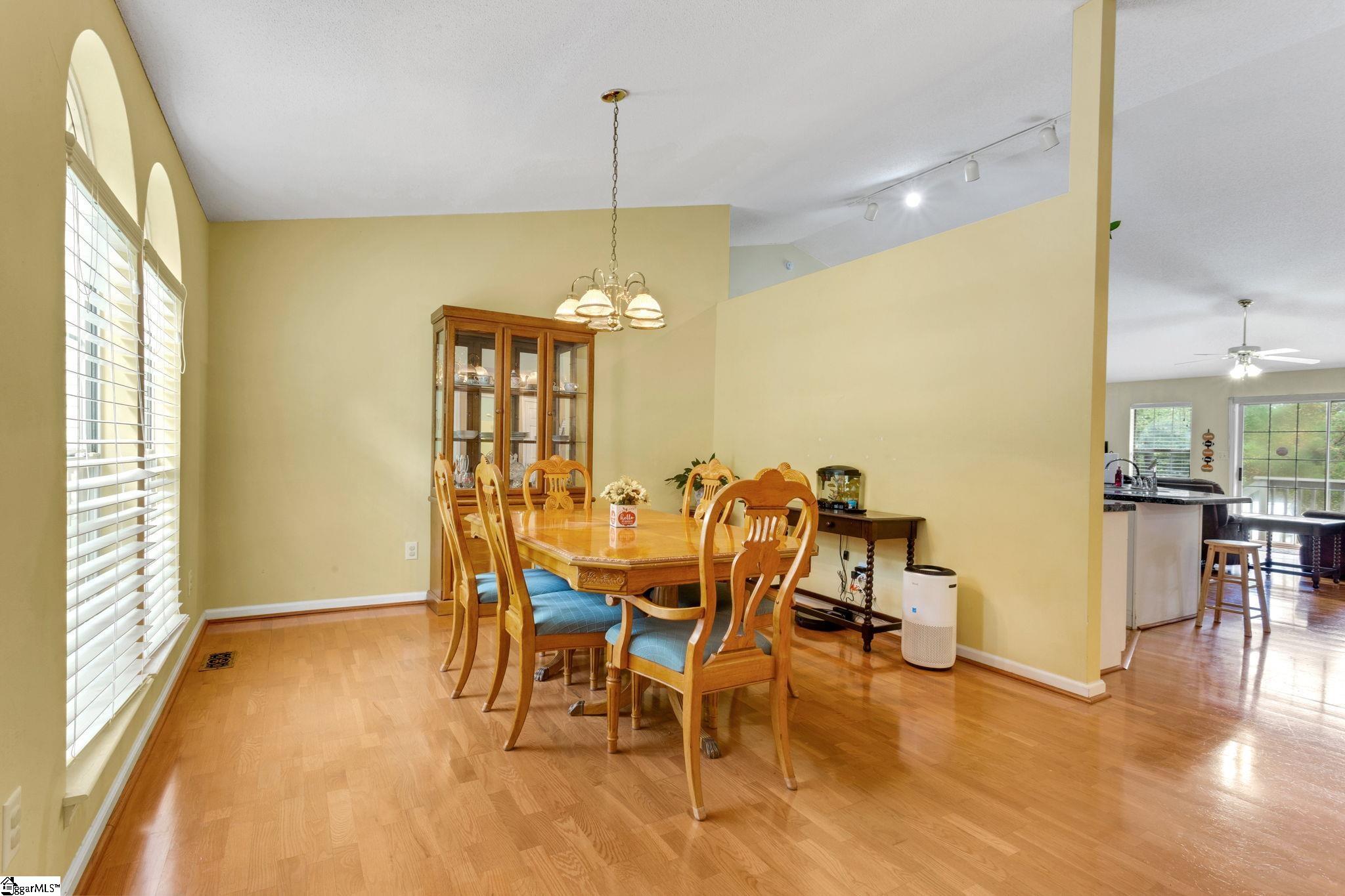 122 Confederate Lane Greer, SC 29651