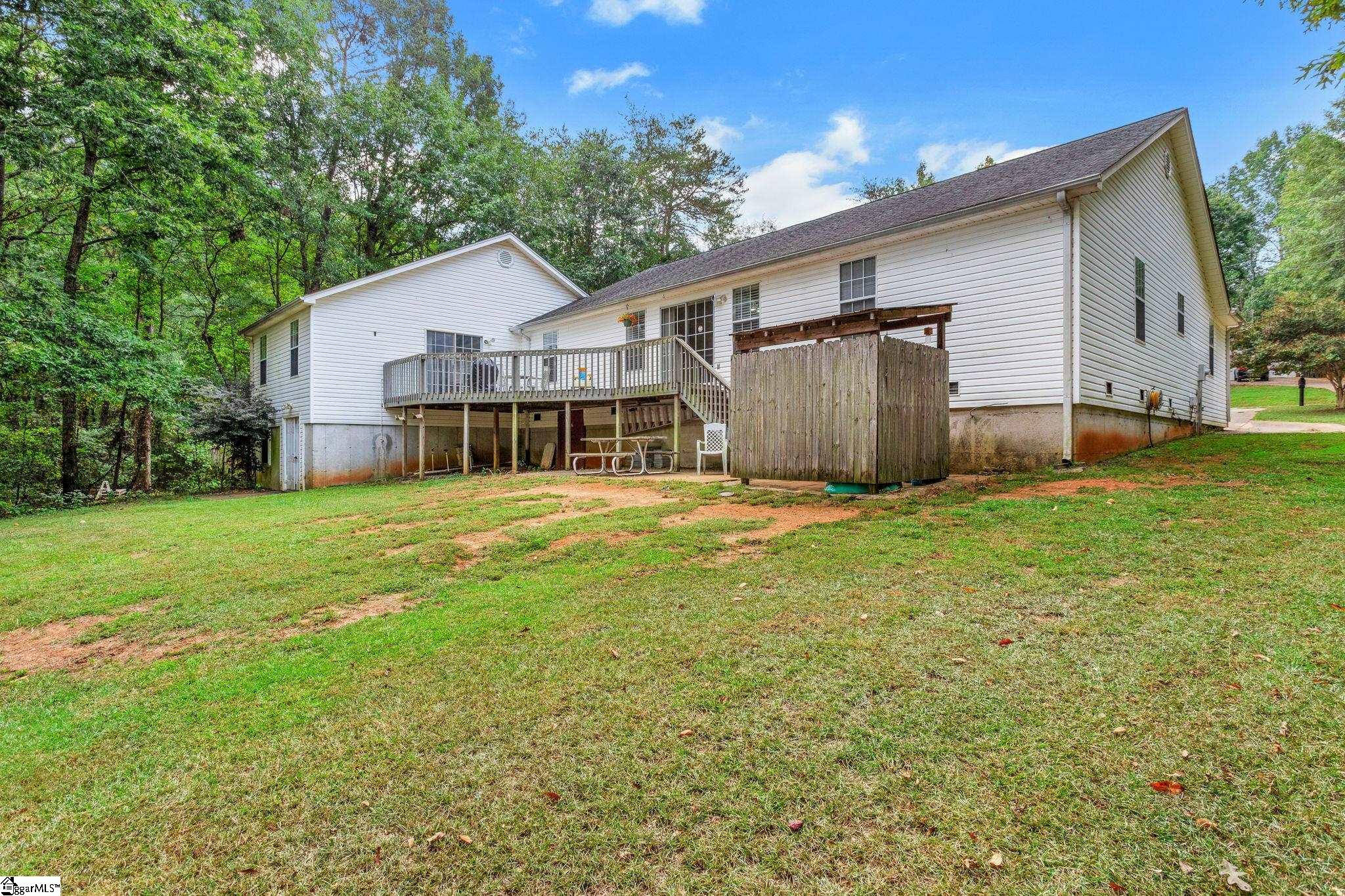 122 Confederate Lane Greer, SC 29651