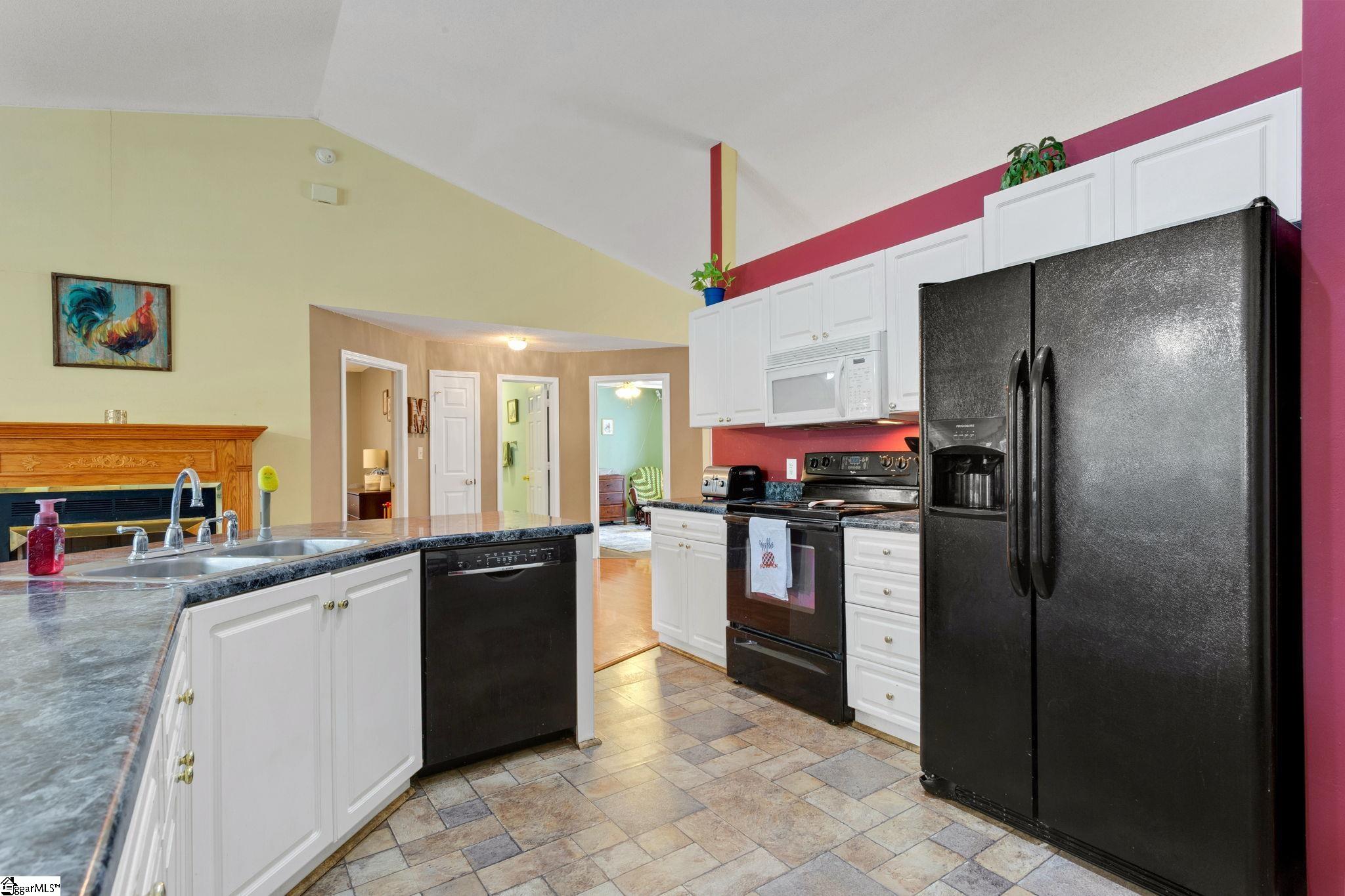 122 Confederate Lane Greer, SC 29651