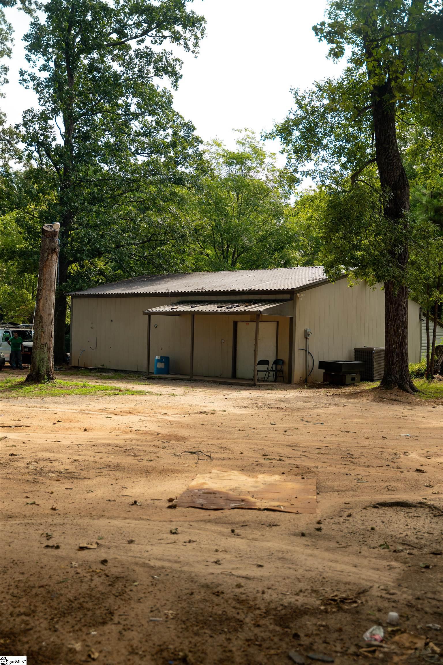 1706 W Parker Road Greenville, SC 29617
