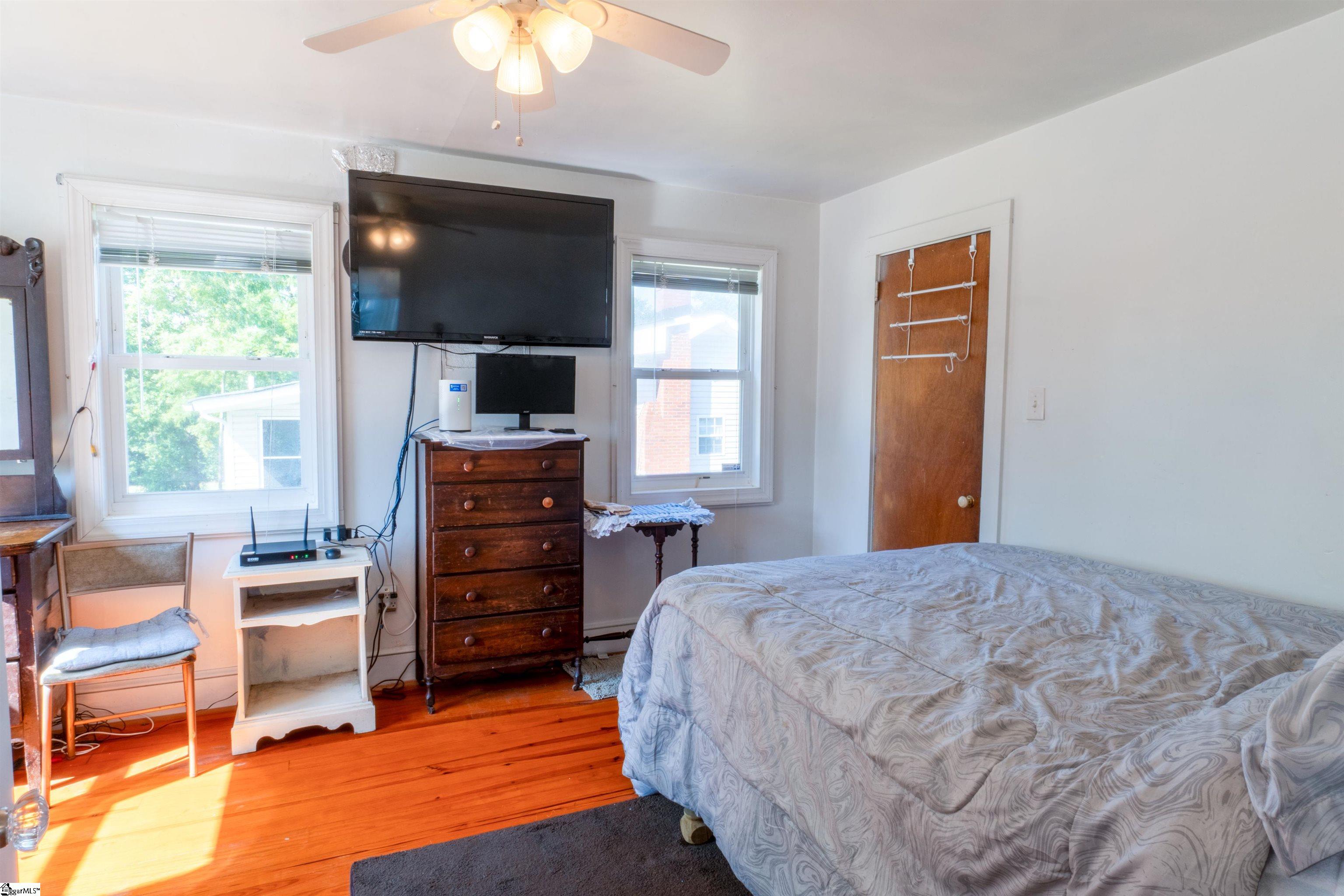 301 Lee Street Pickens, SC 29671-2591