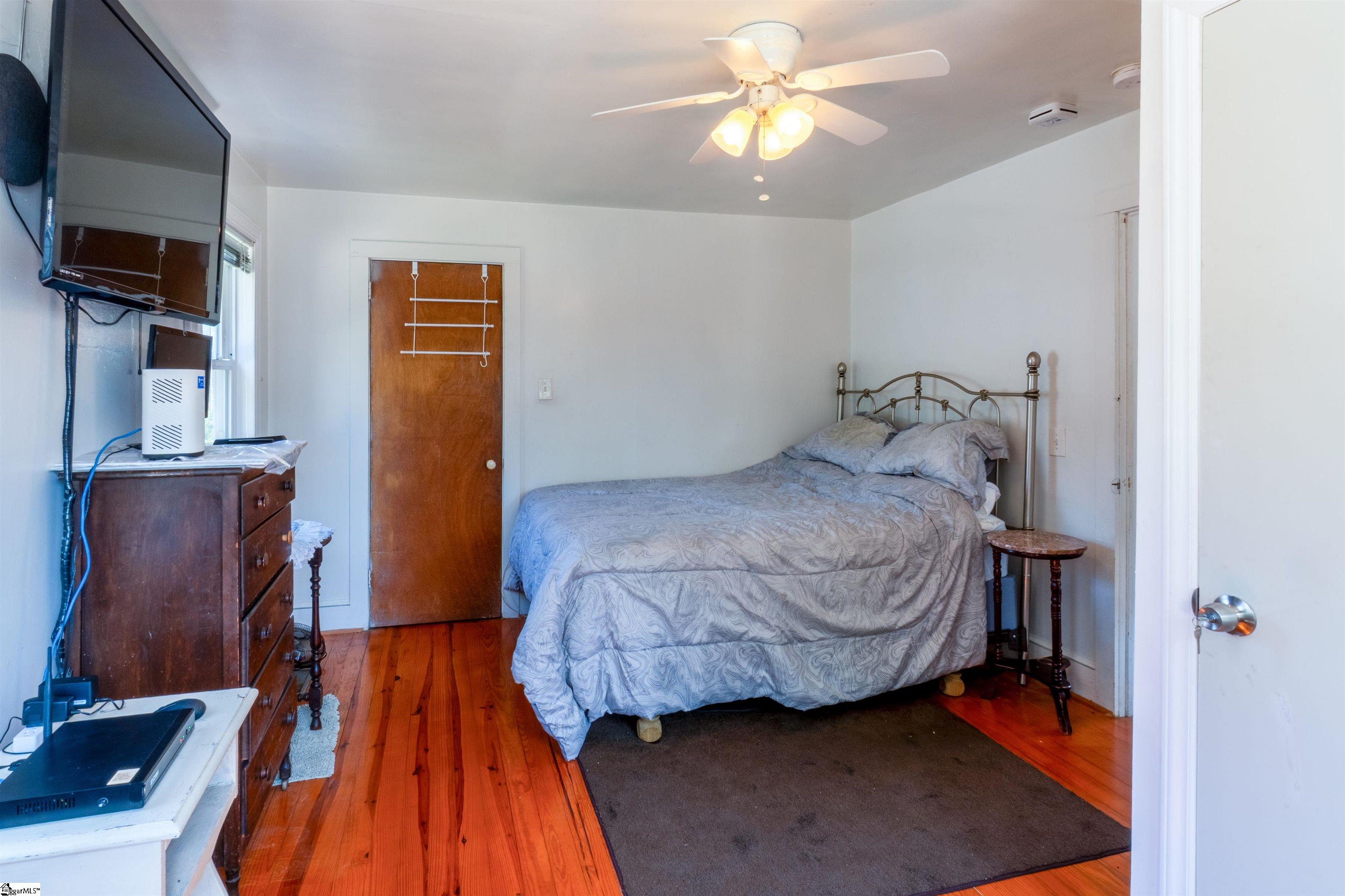 301 Lee Street Pickens, SC 29671-2591